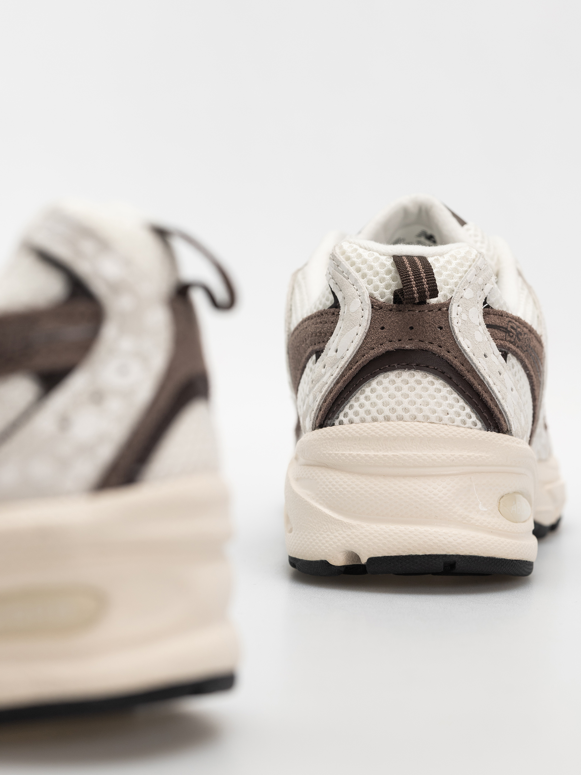 New Balance 530 Cipők (sea salt/cortado)