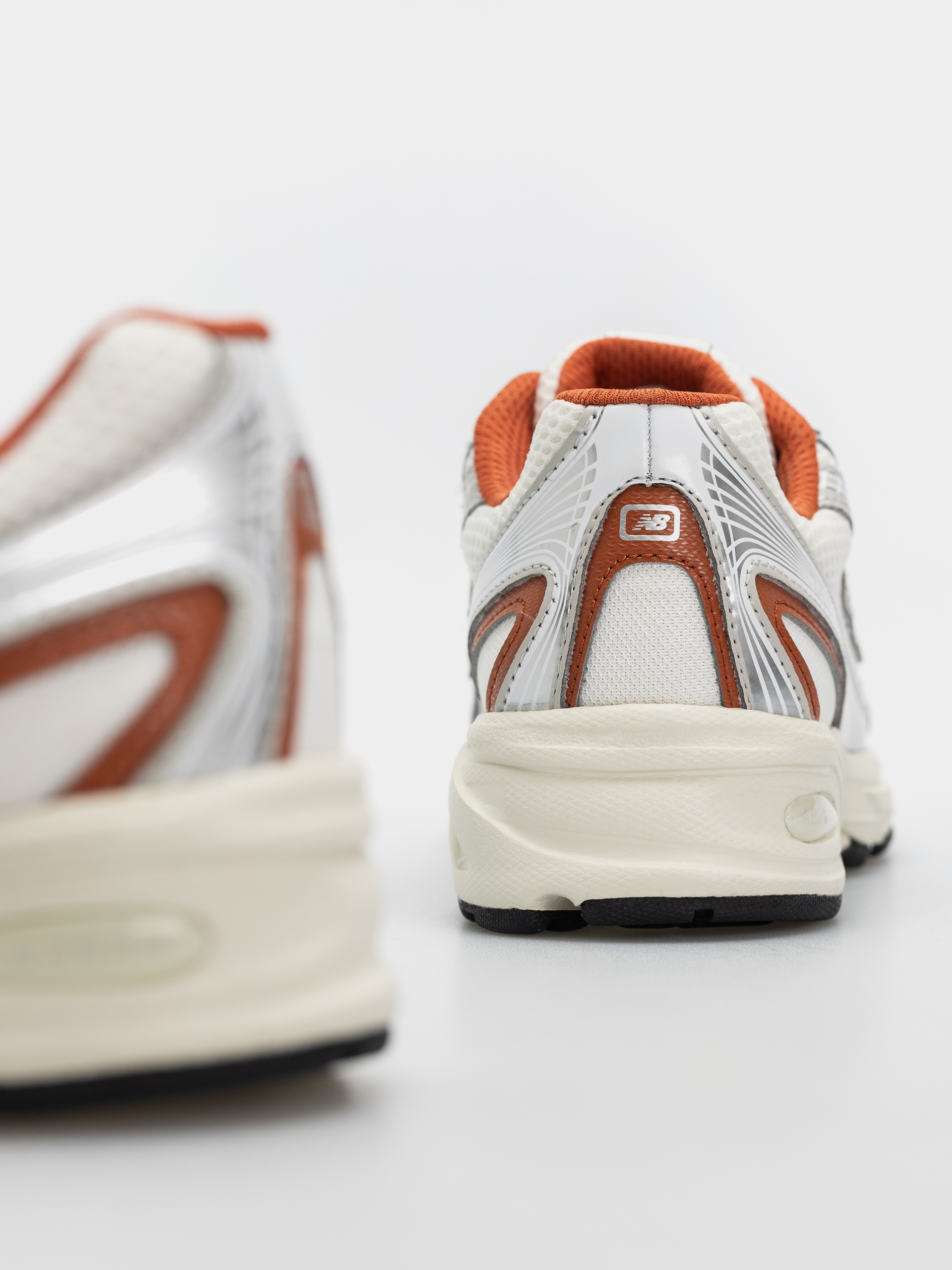 New Balance 740 Cipők (angora/cinnamon)