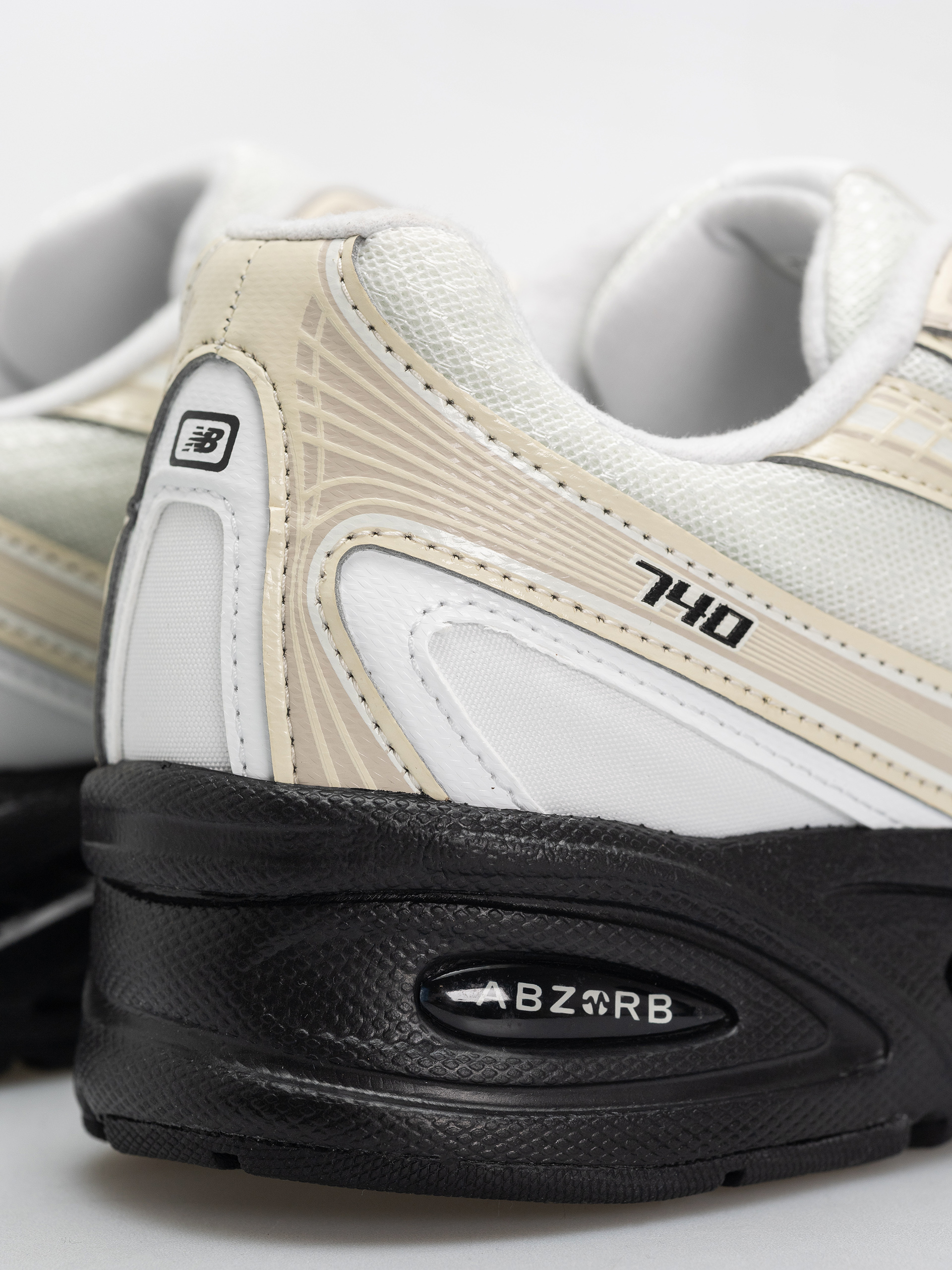 New Balance 740 Cipők (timberwolf/103 white)