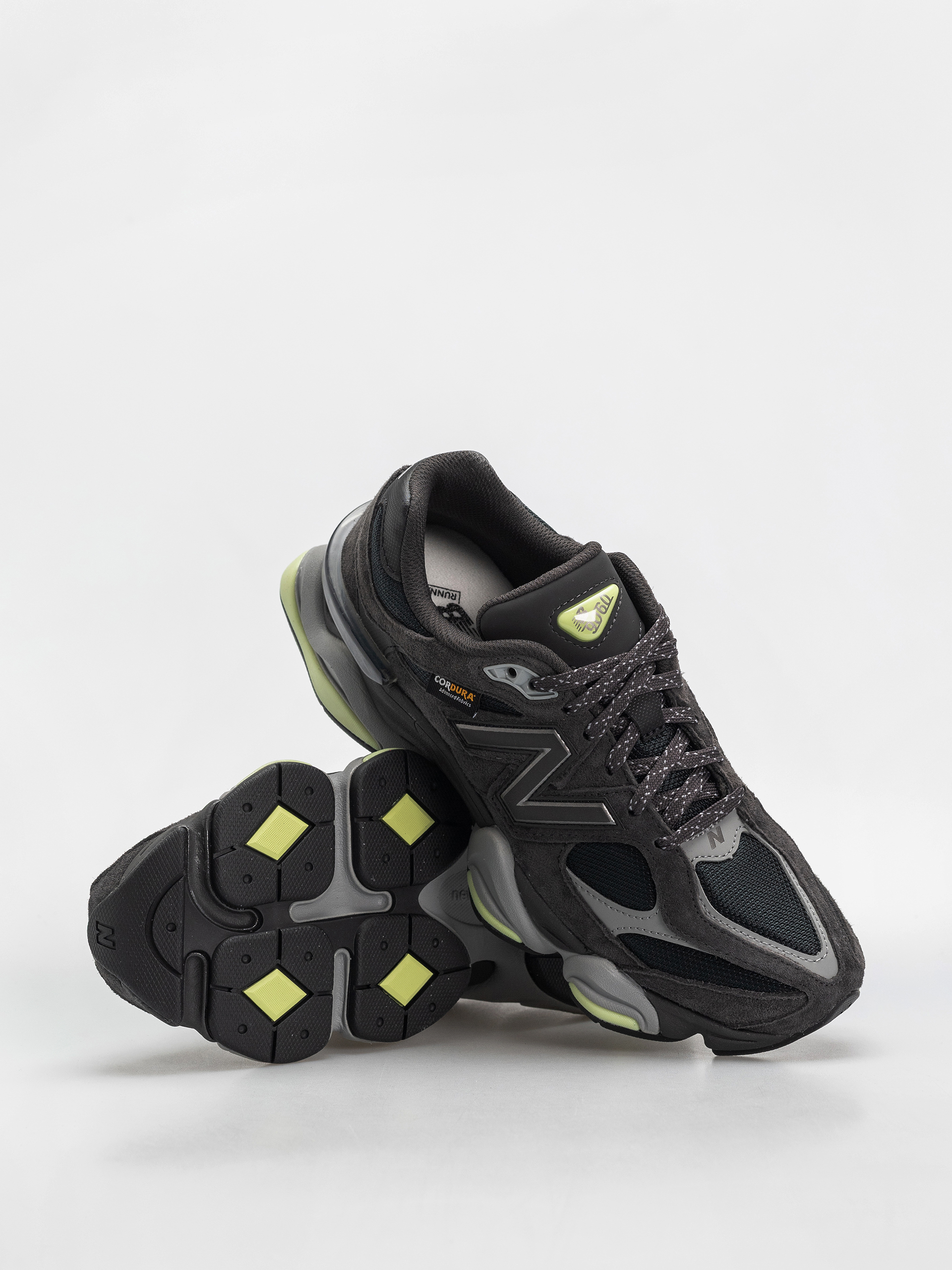 New Balance 9060 Cipők (black cement/dry lime)
