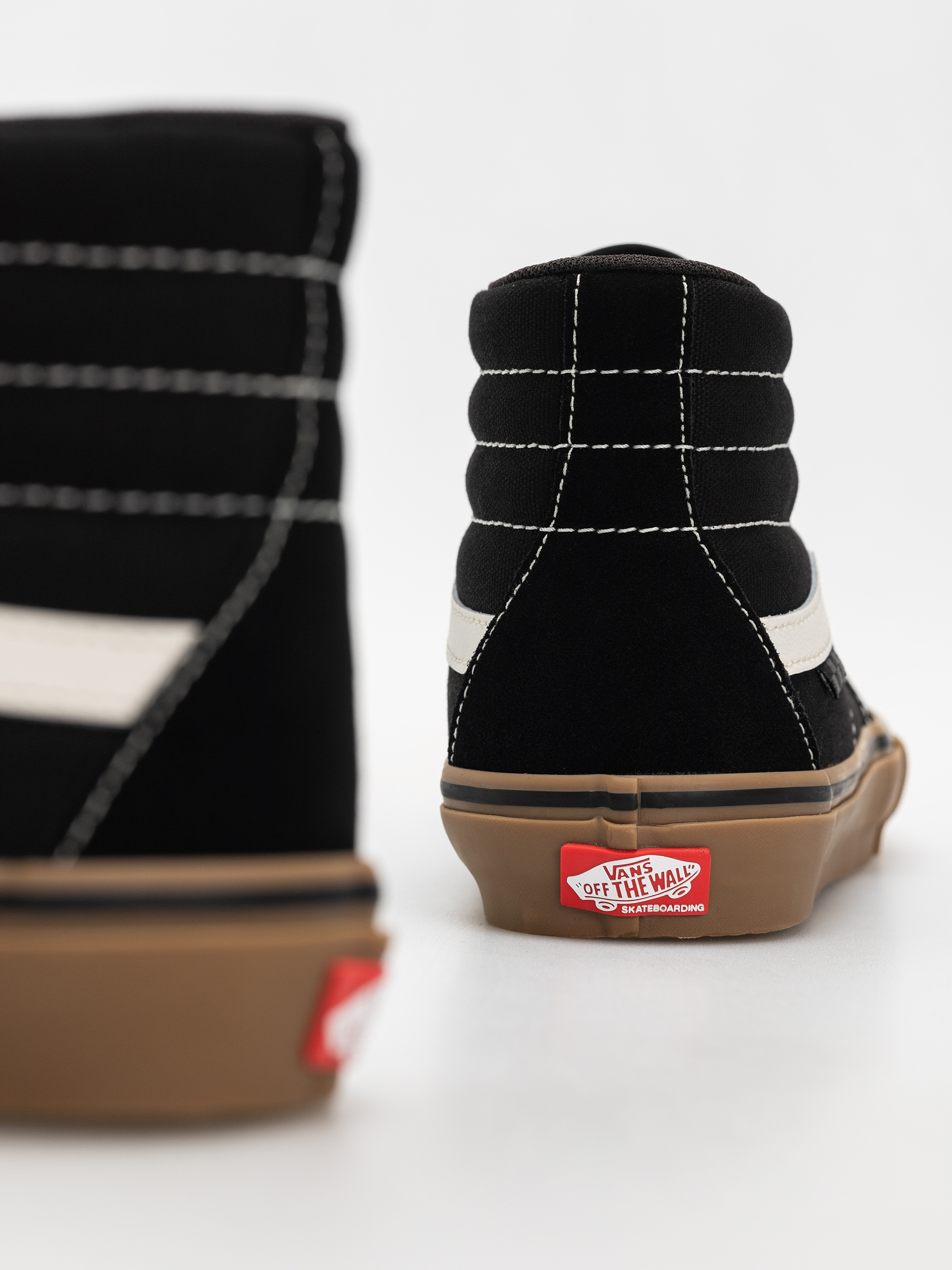 Vans Skate Sk8 Hi Cipők (black/gum/white)