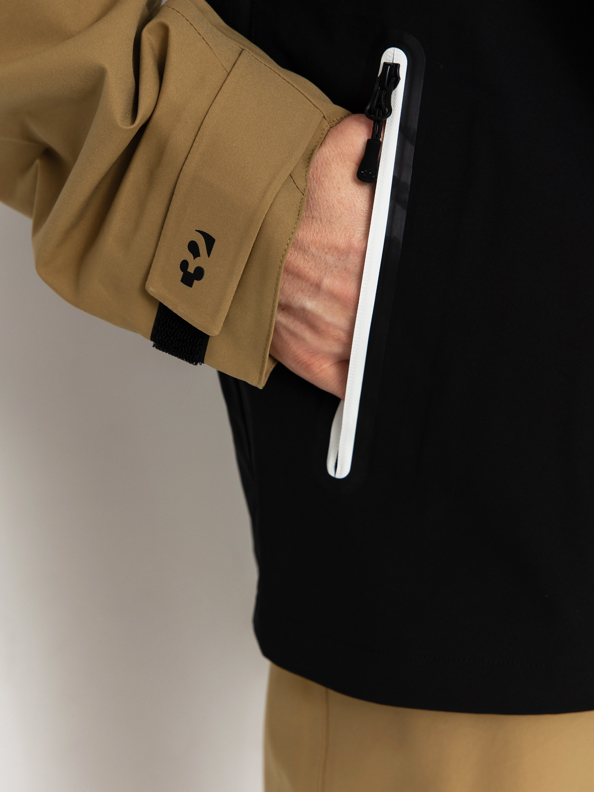 Férfi Snowboard dzseki ThirtyTwo Grasser (khaki)