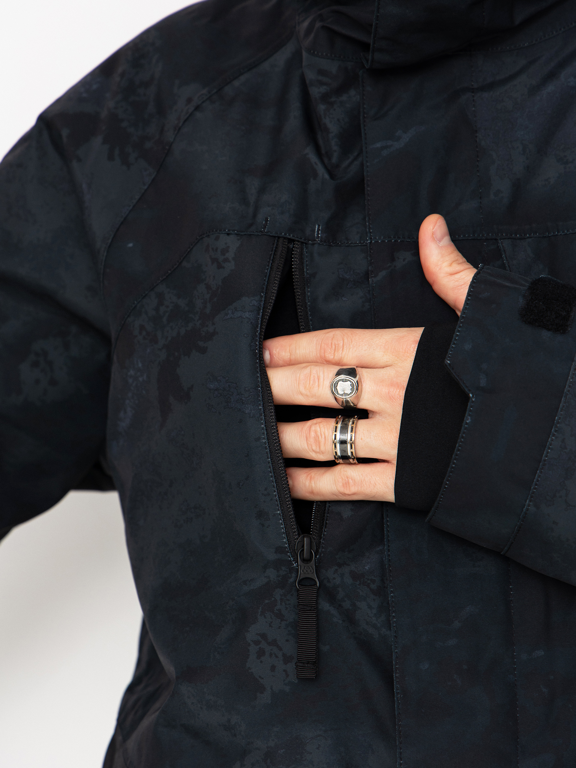 Férfi Snowboard dzseki 686 Geo Insulated (black hemisphere)