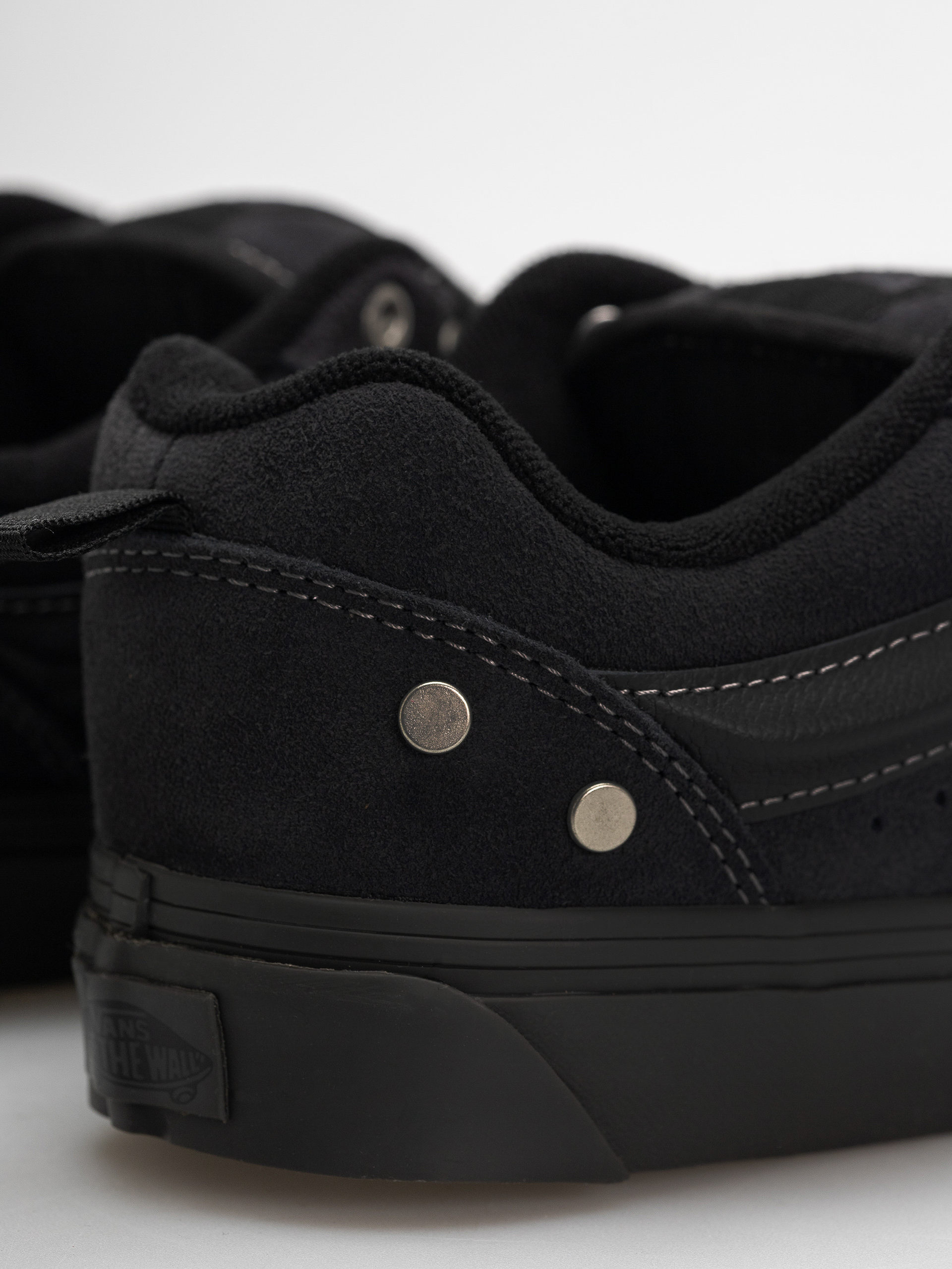 Vans Knu Skool Cipők (dark gray)