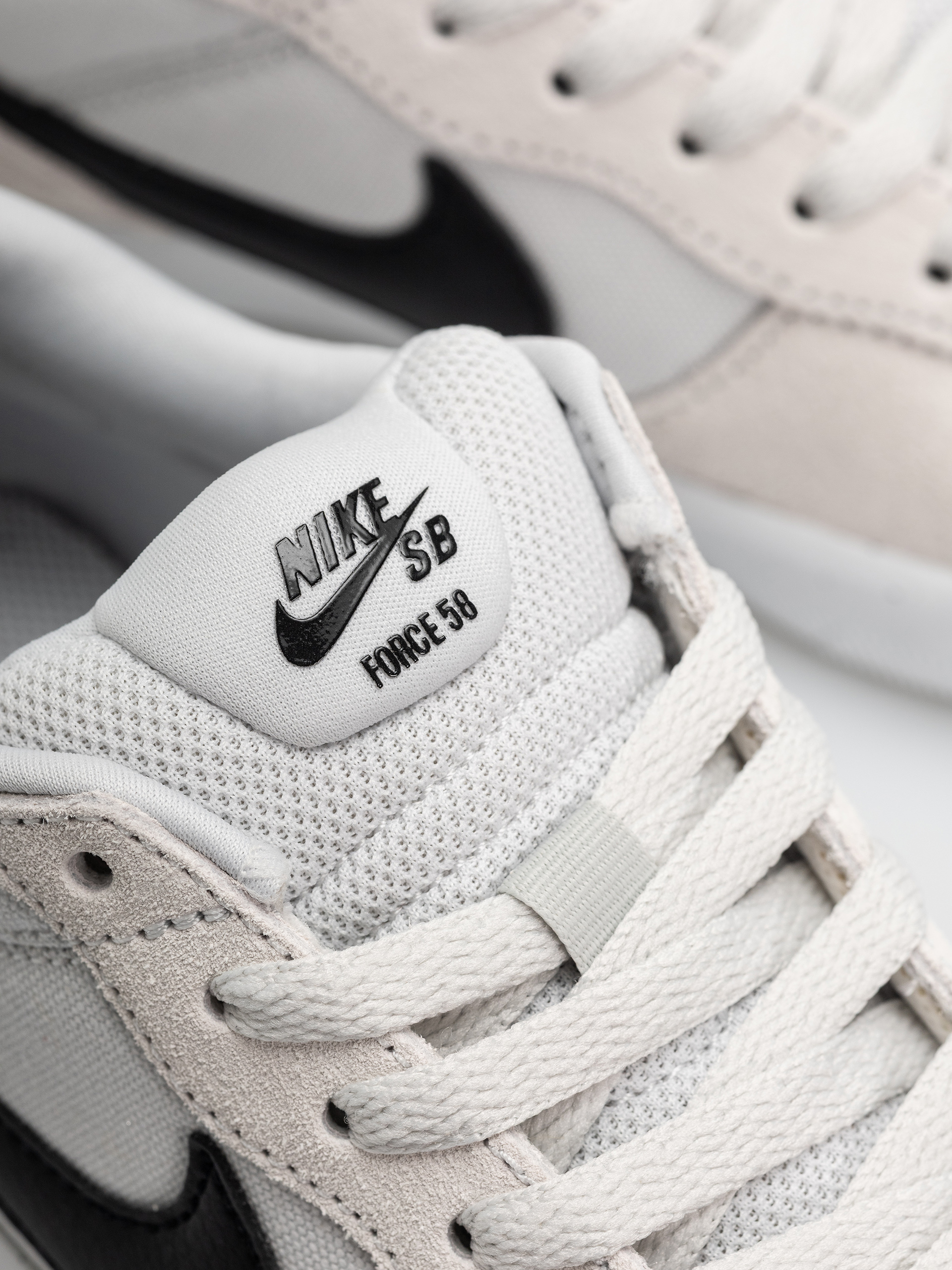 Nike SB Force 58 Cipők (photon dust/black photon dust white)