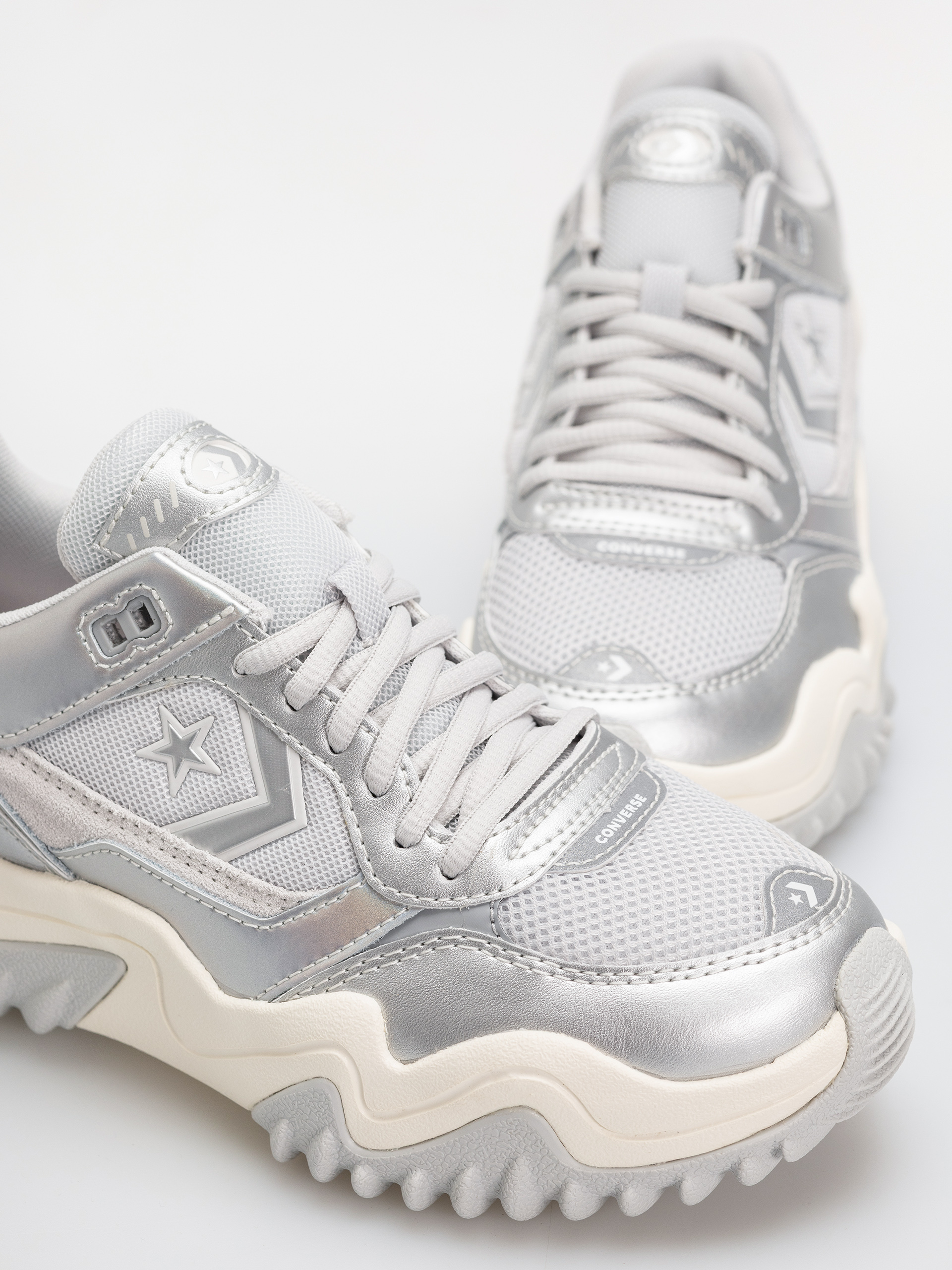 Converse Wave Motion Trainer Ox Cipők (silver)