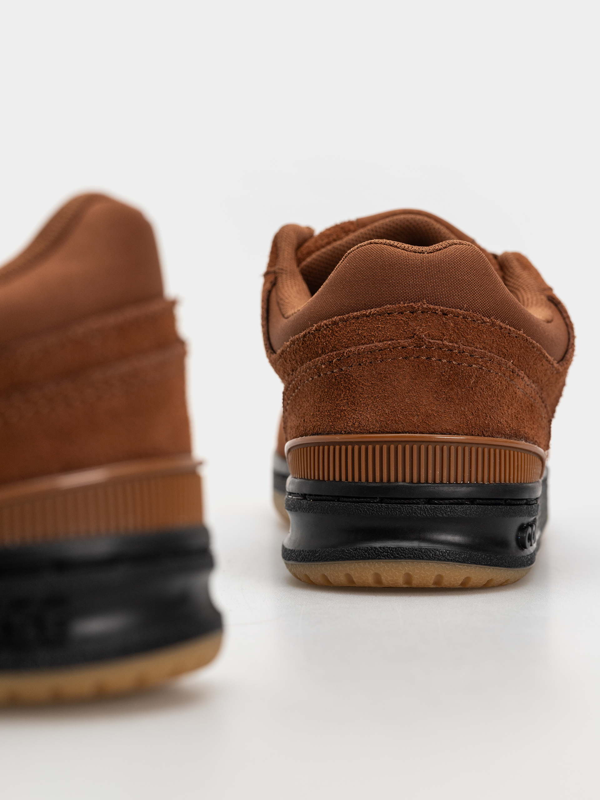 Converse CL98 Cipők (unearthed/black/gum)