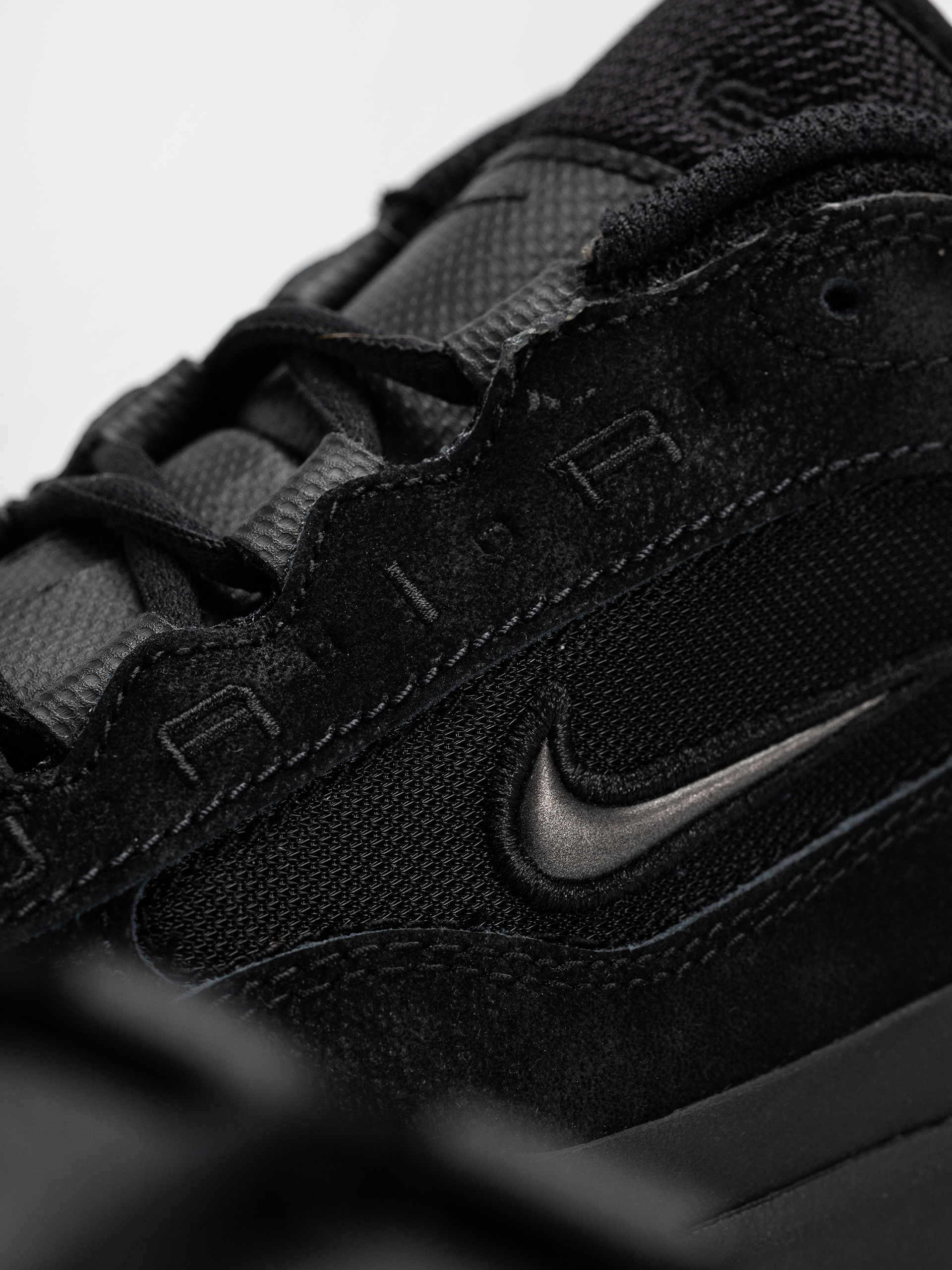 Nike SB Air Max Ishod Cipők (black/black black black)