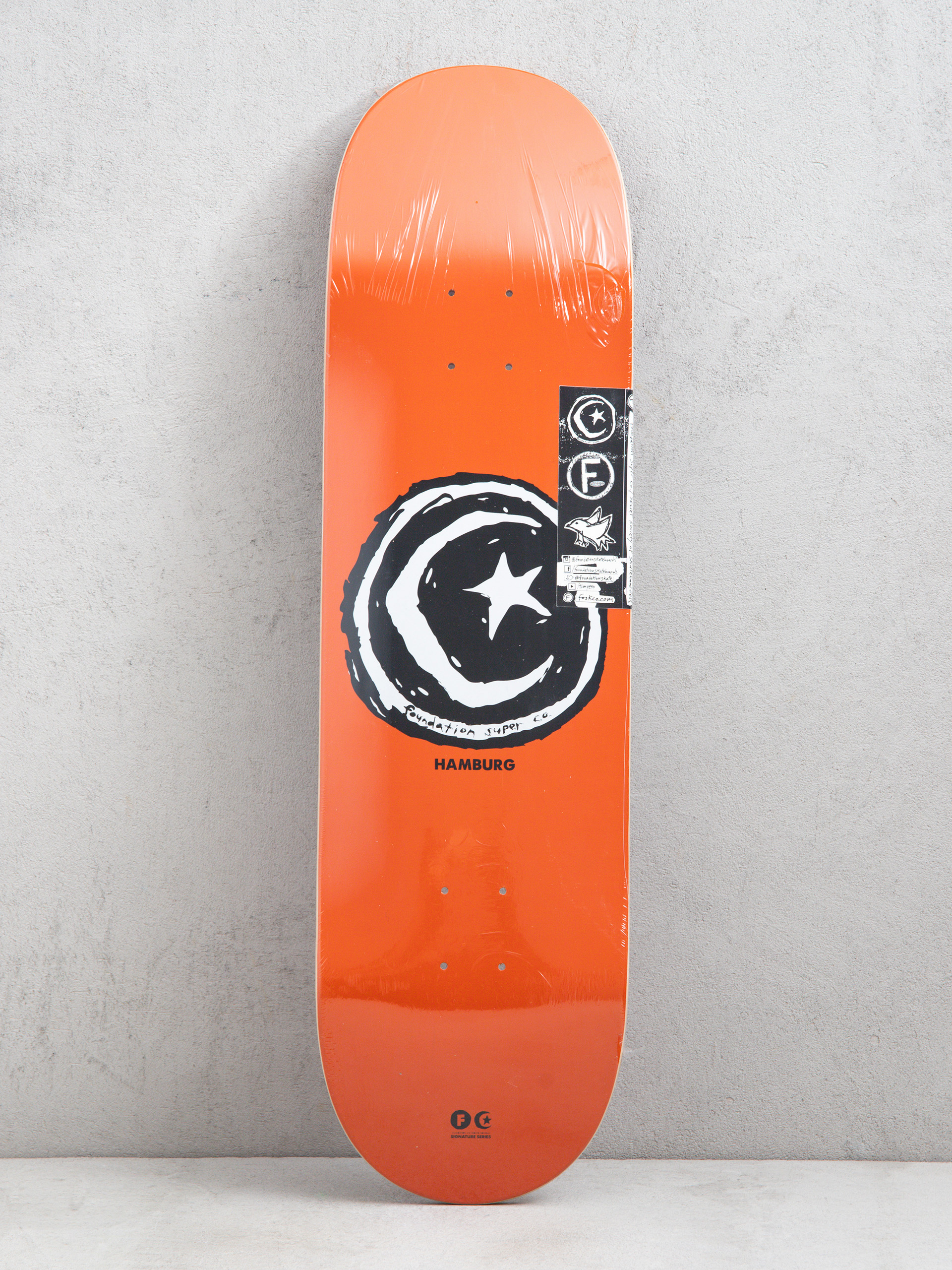 Foundation Hamburg Singature Gördeszka lap