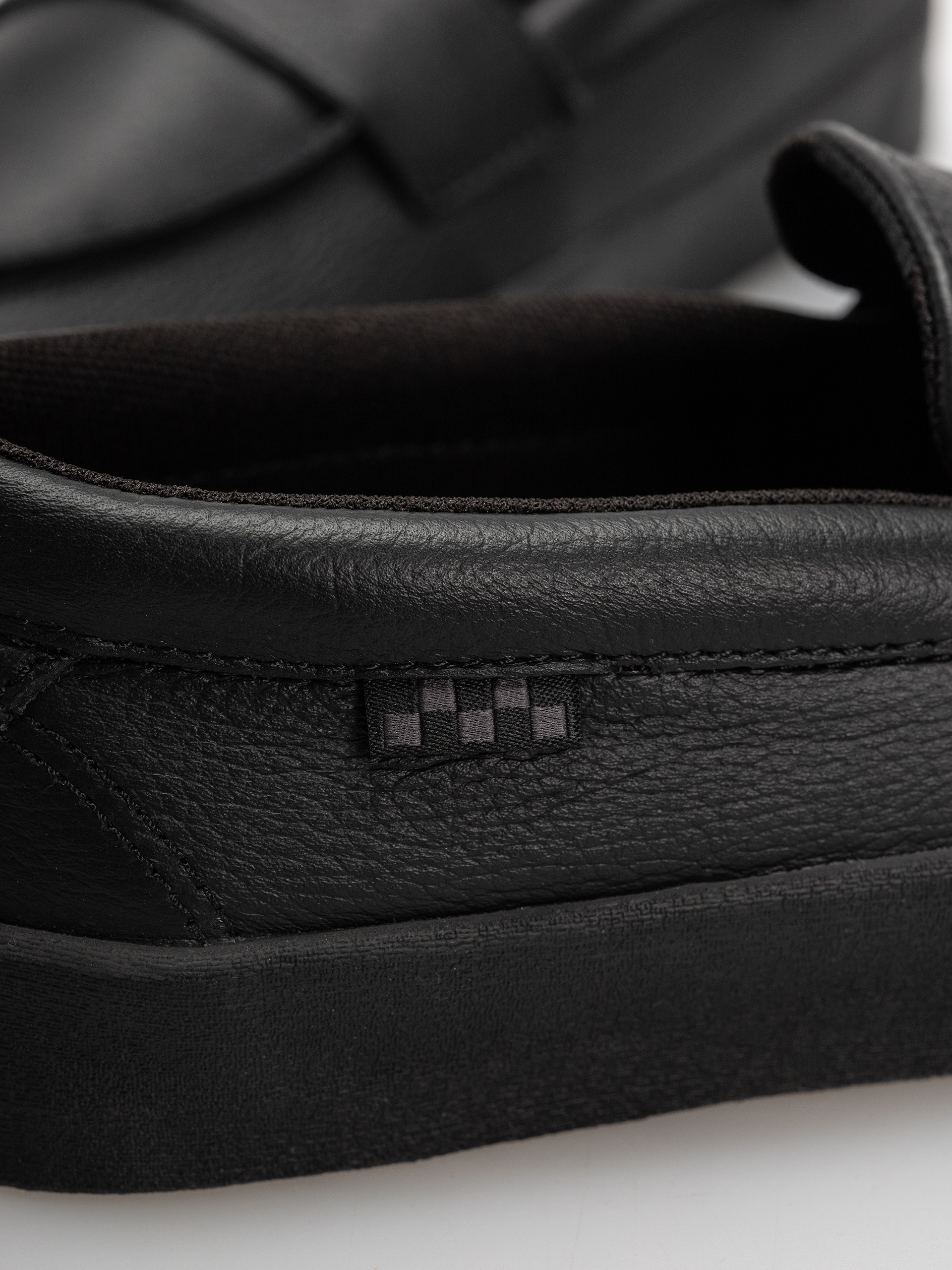 Vans Skate Loafer Cipők (black/black)