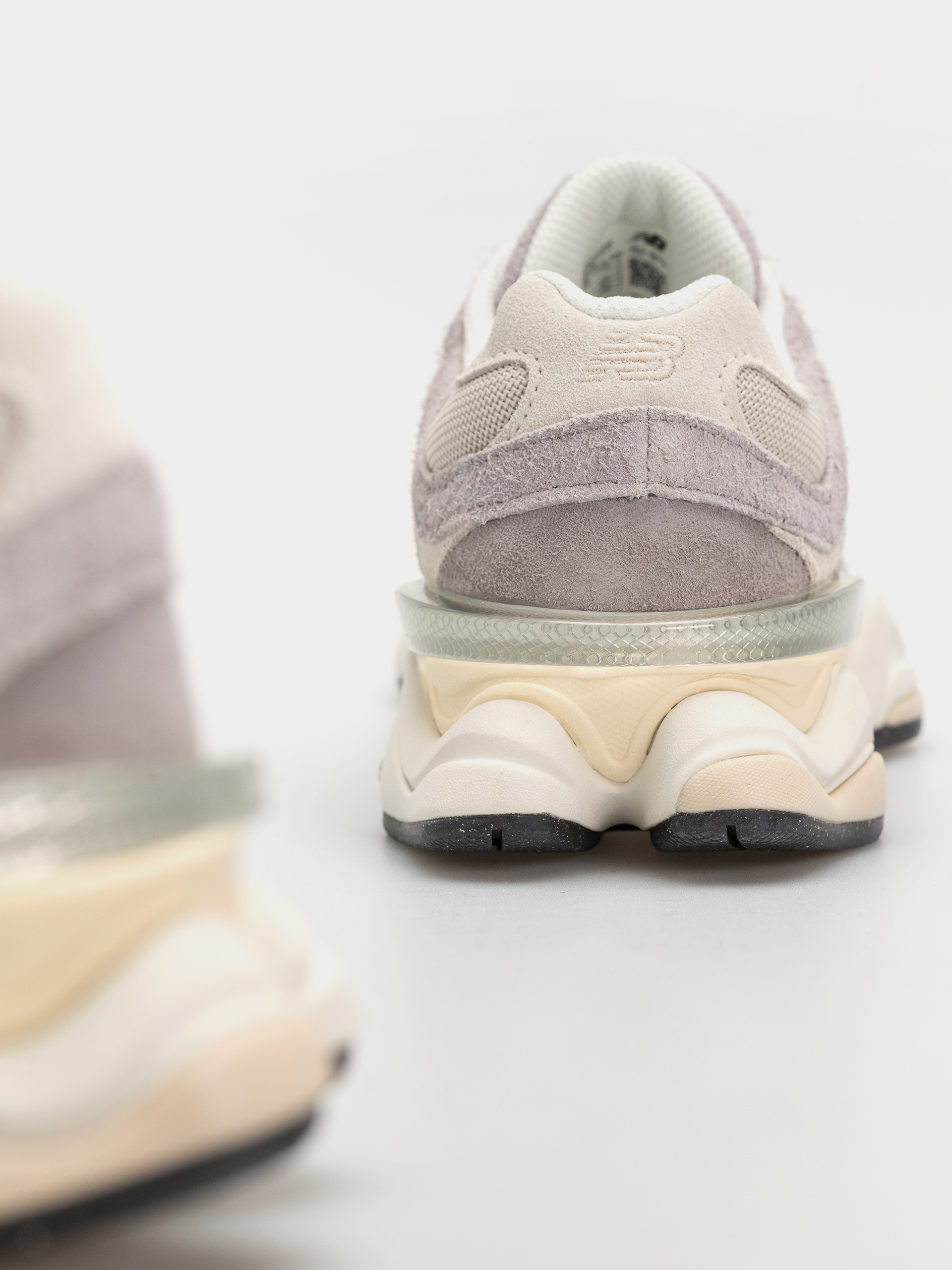 New Balance 9060 Cipők (truffle salt/timberwolf)