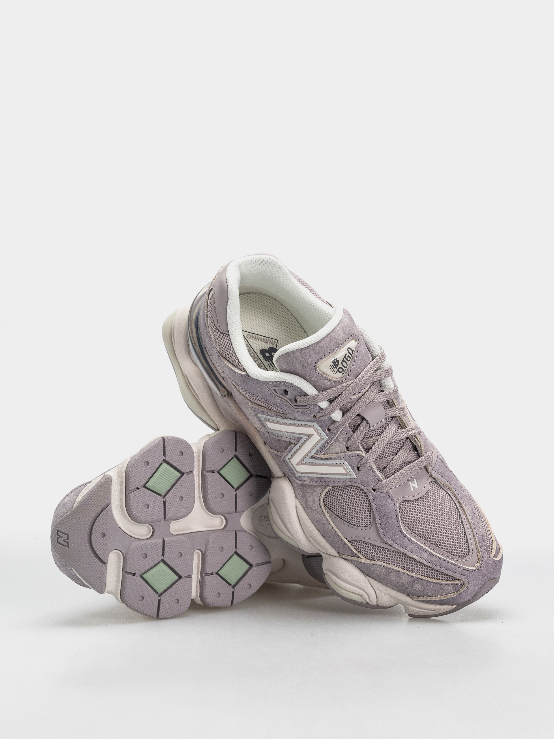 New Balance 9060 Cipők (truffle salt/sea salt)