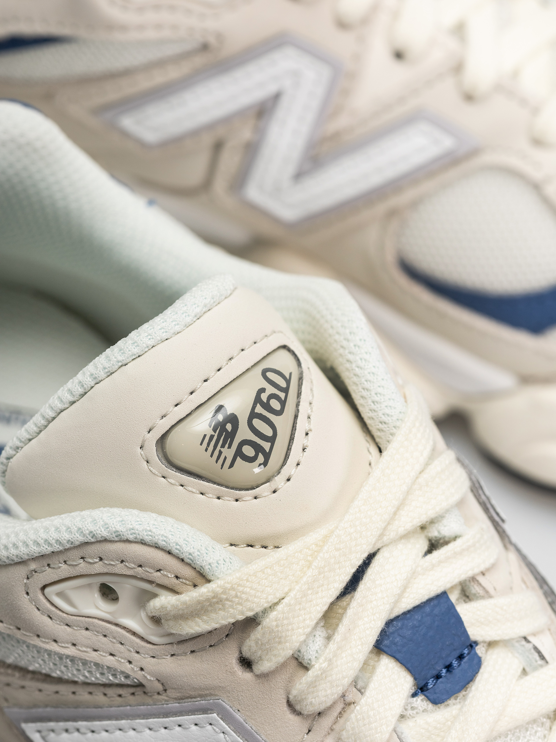 New Balance 9060 Cipők (sea salt/magic blue)