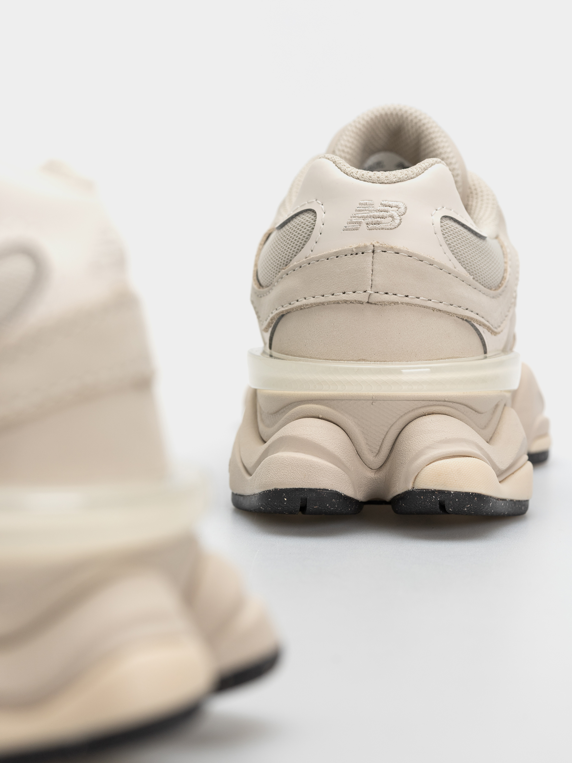 New Balance 9060 Cipők (shipyard/linen)