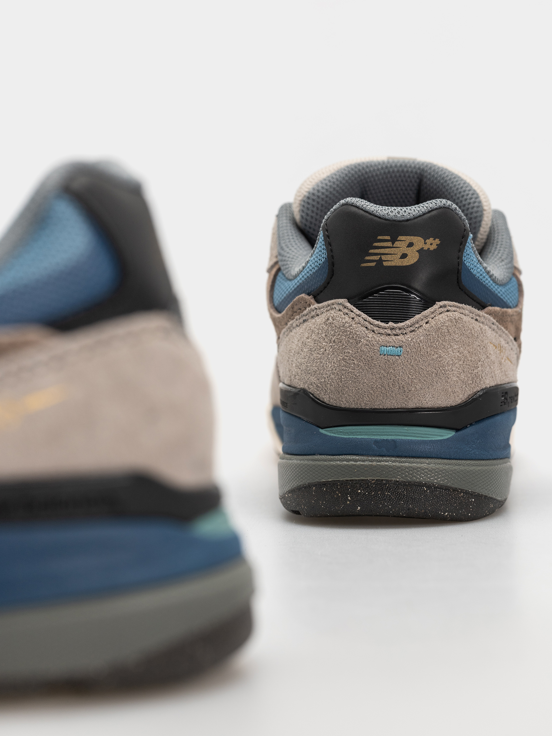 New Balance 933 Cipők (mushroom/still water)