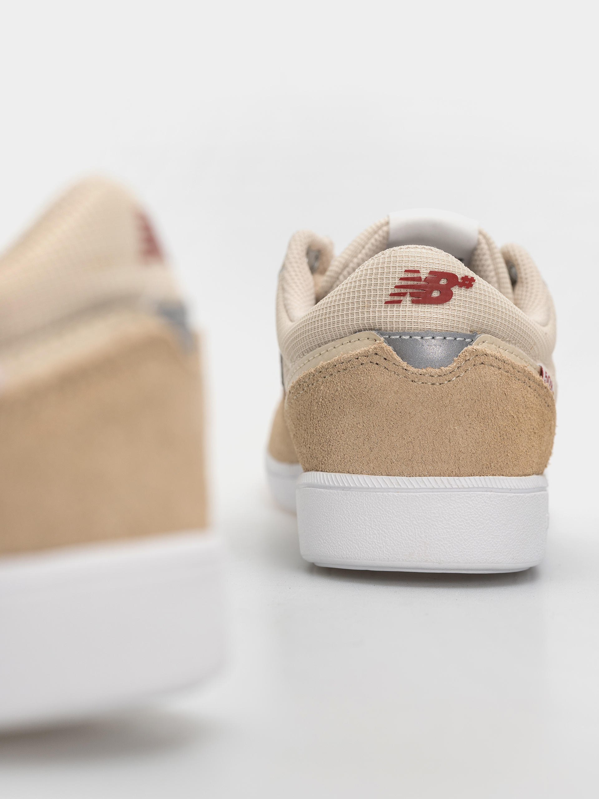 New Balance 508 Cipők (incense/shadow red)