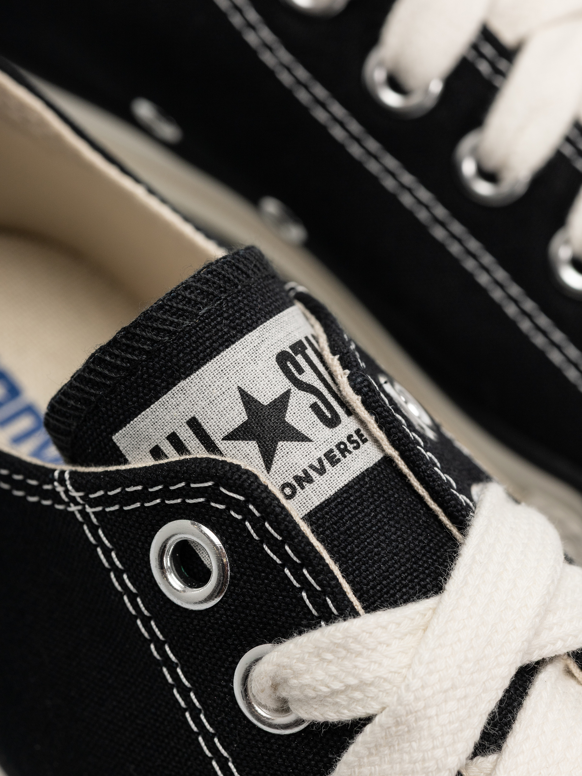 Converse Chuck Taylor Throwback Ox Tornacipők (black/vintage white)