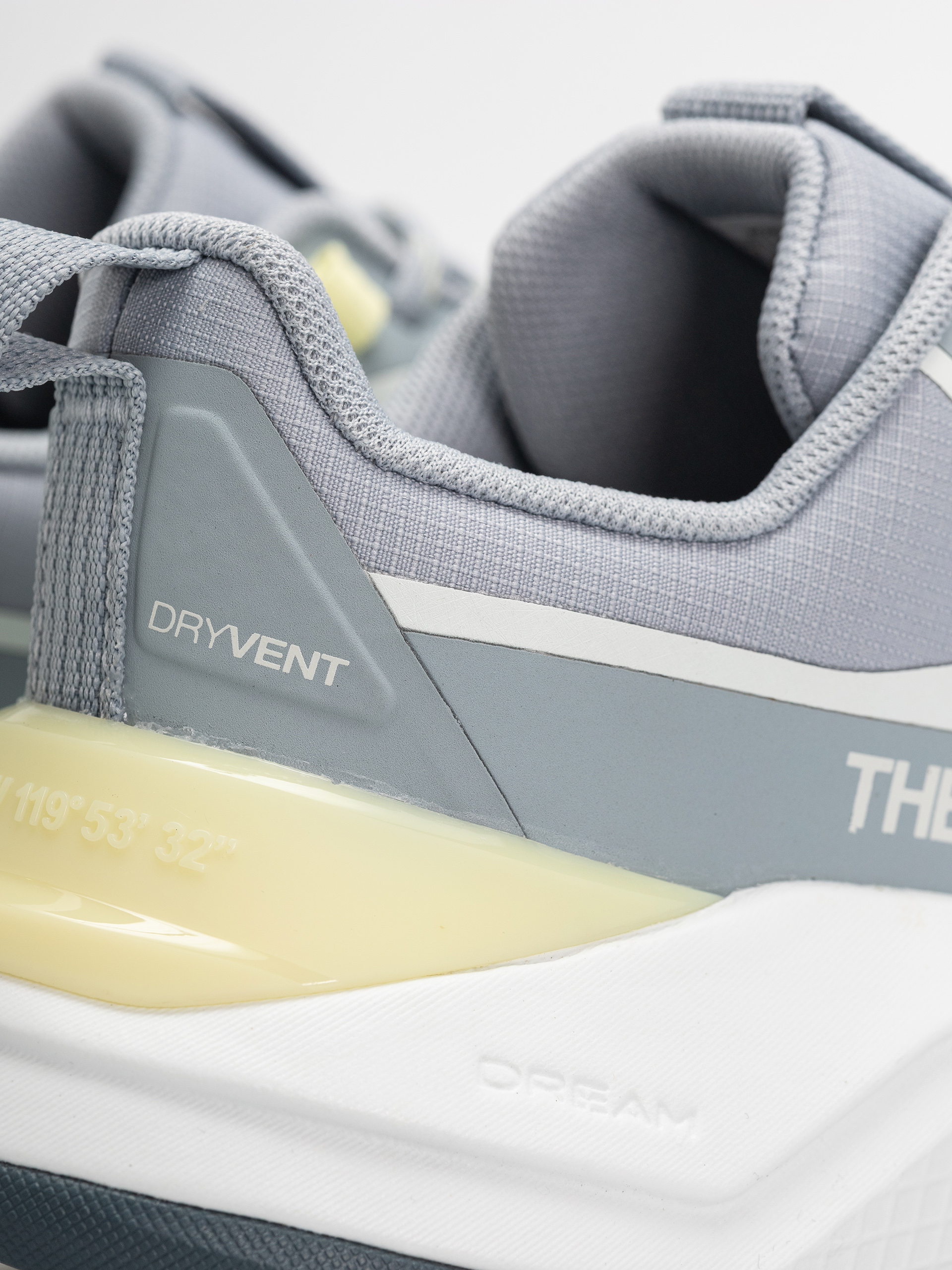 The North Face Fastpack Wp Wmn Cipők (frost grey/lemo)