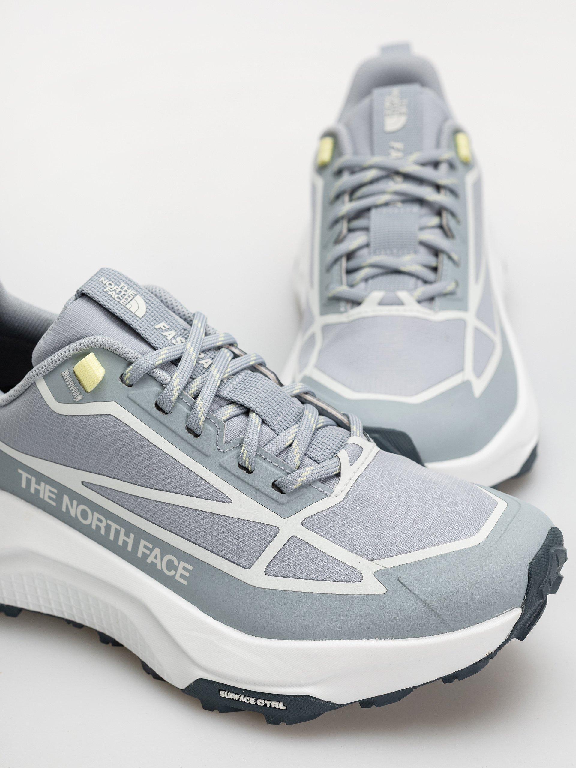 The North Face Fastpack Wp Cipők Wmn (frost grey/lemo)