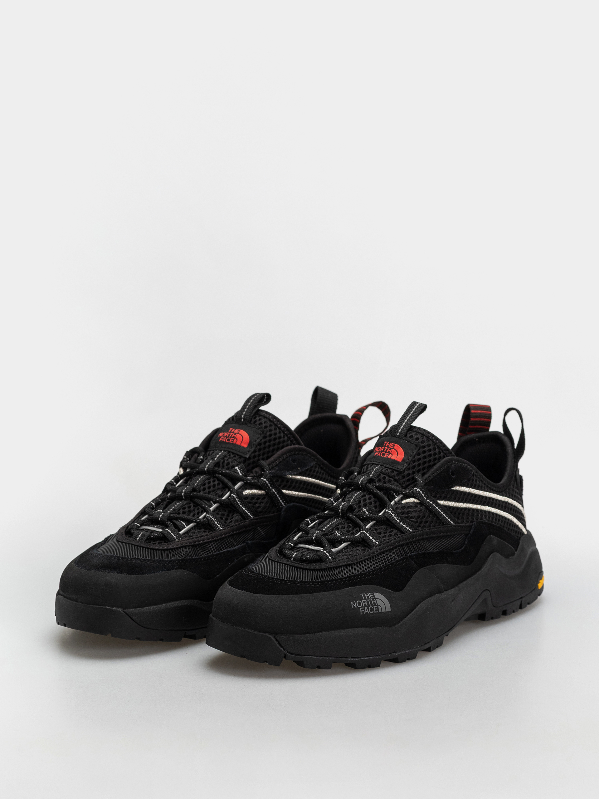 The North Face Clyffe Ultra Cipők (tnf blk/tnf red)
