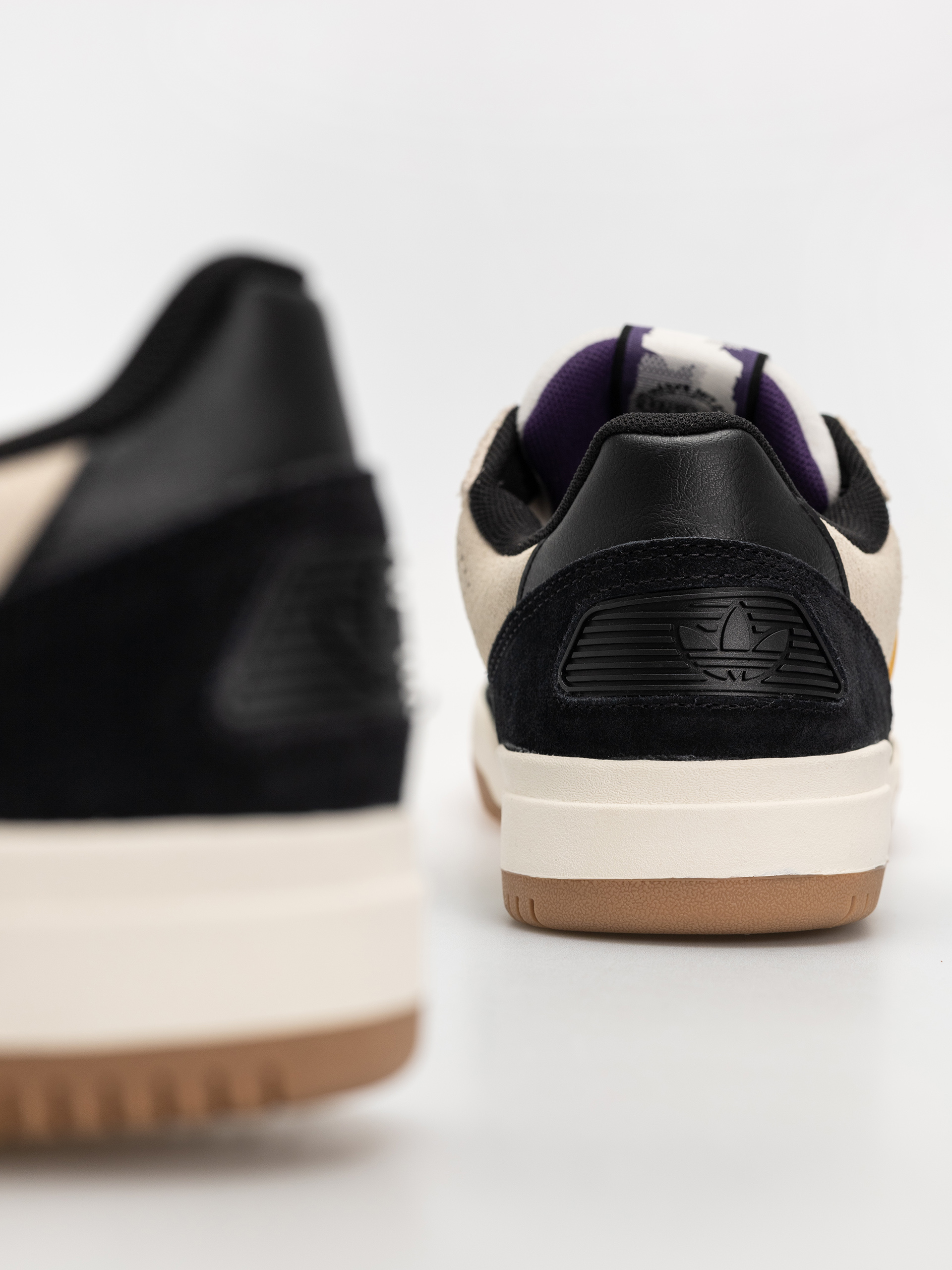 adidas Tekkira Cup Cipők (crewht/owhite/crewht)