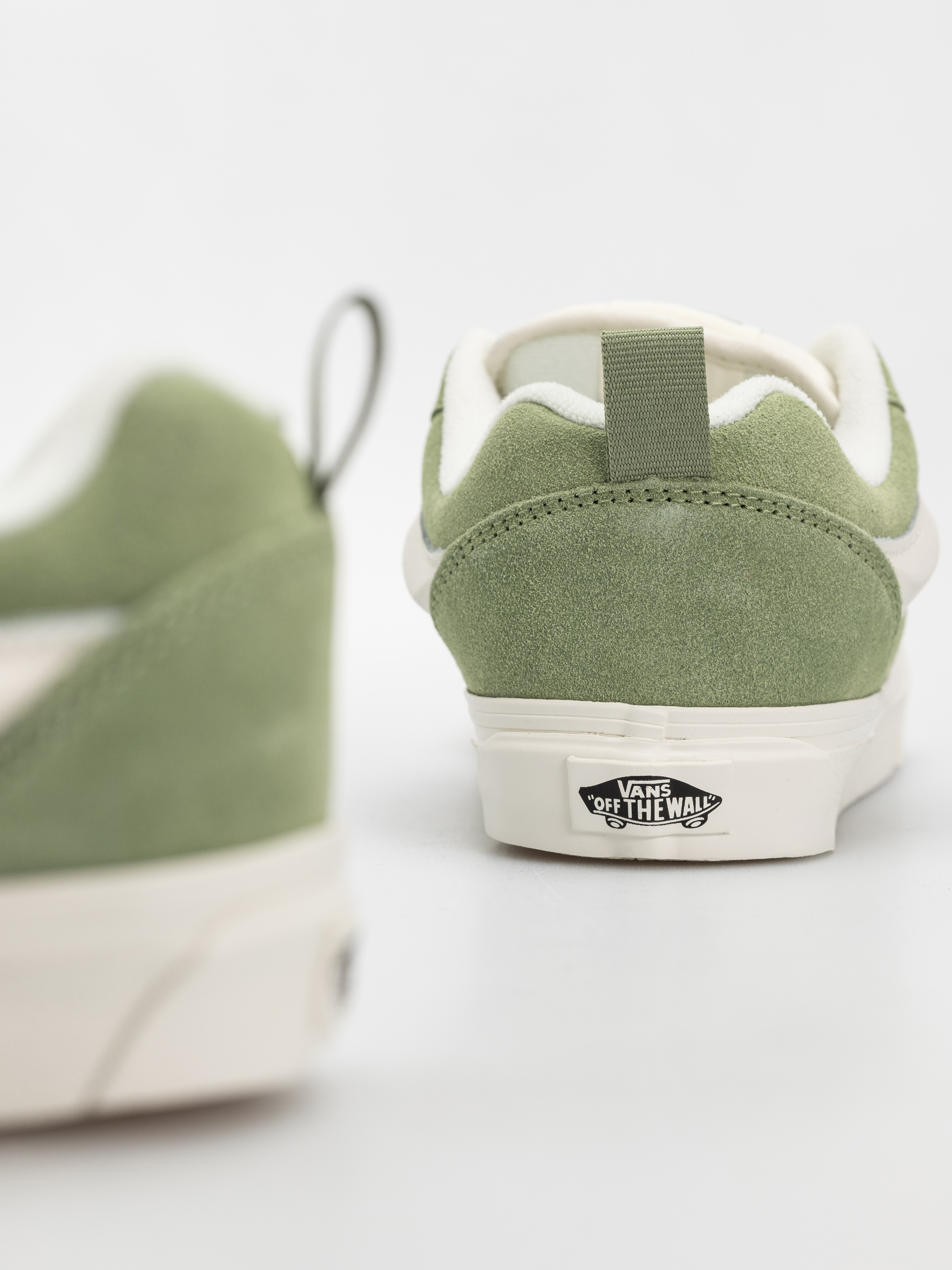 Vans Knu Skool Cipők (suede neutral olive)