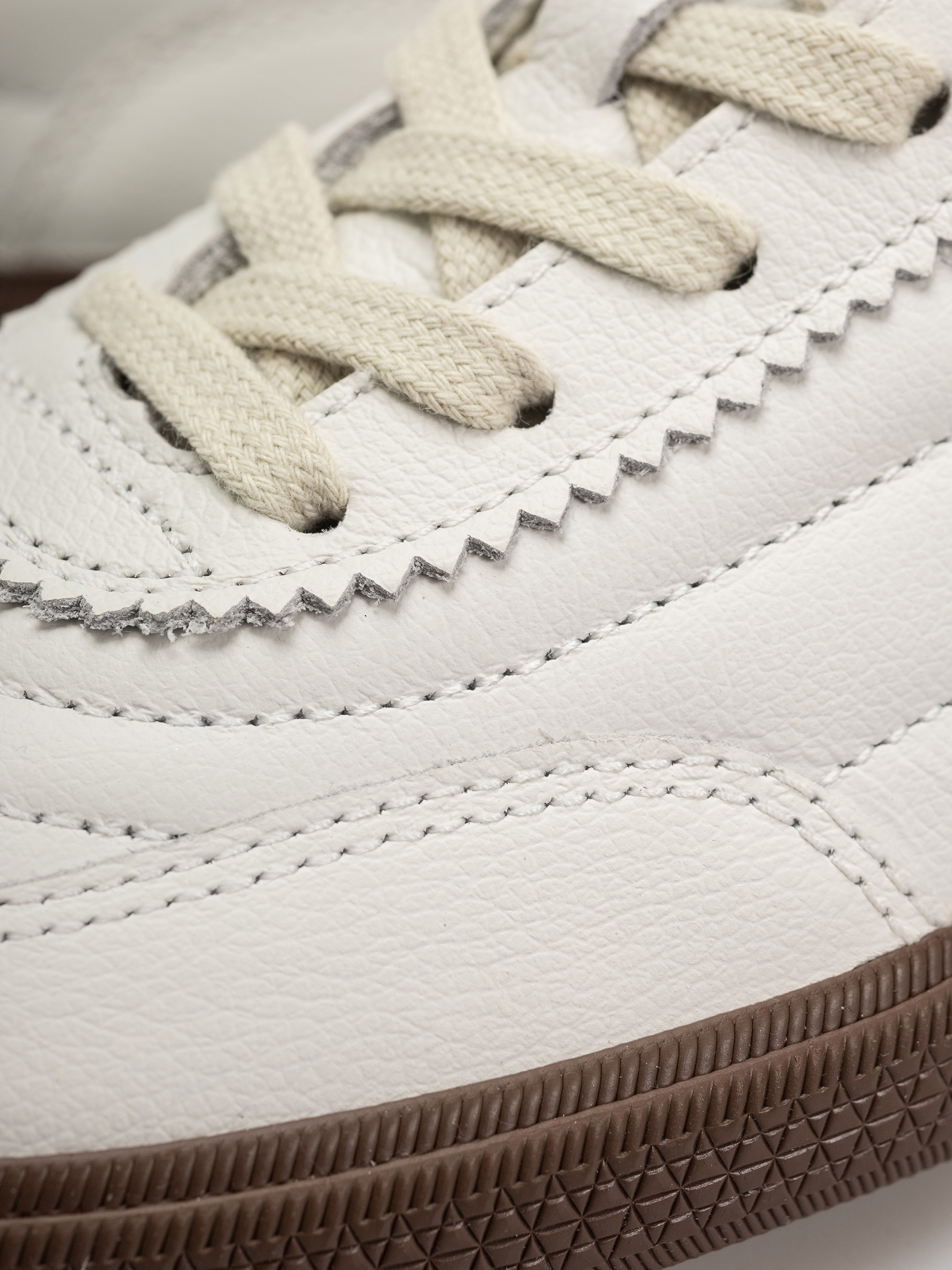 Veja Panenka Wmn Cipők (white black bark)