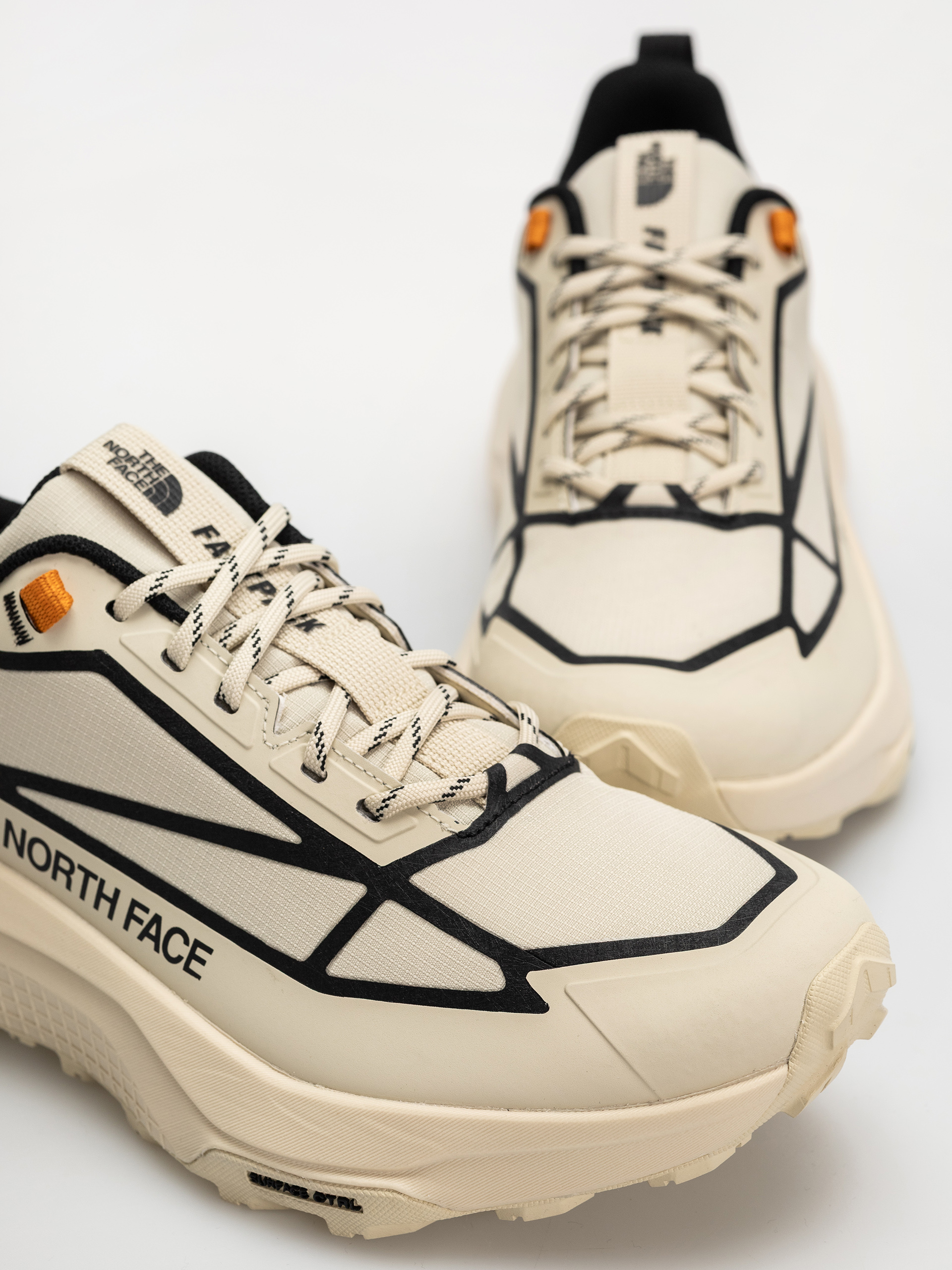 The North Face Fastpack Wp Cipők (desert stone/tn)