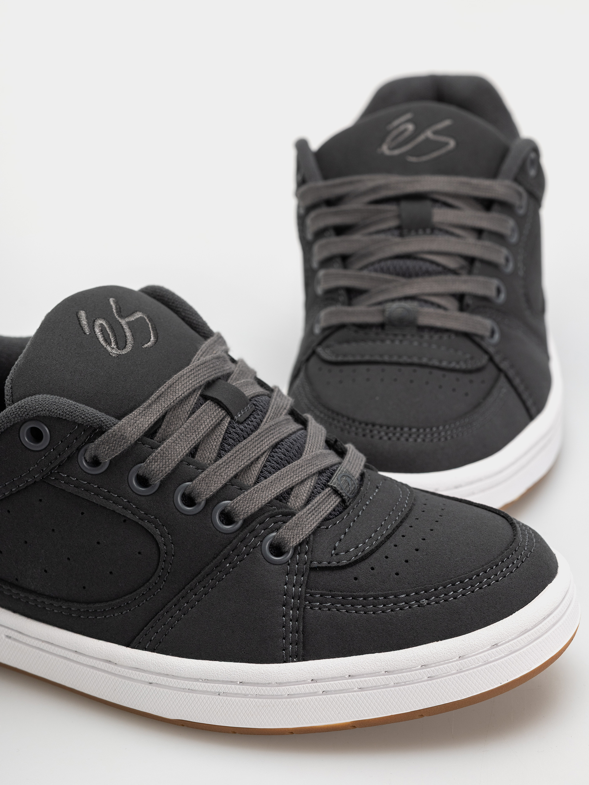 eS Accel Cipők (charcoal)