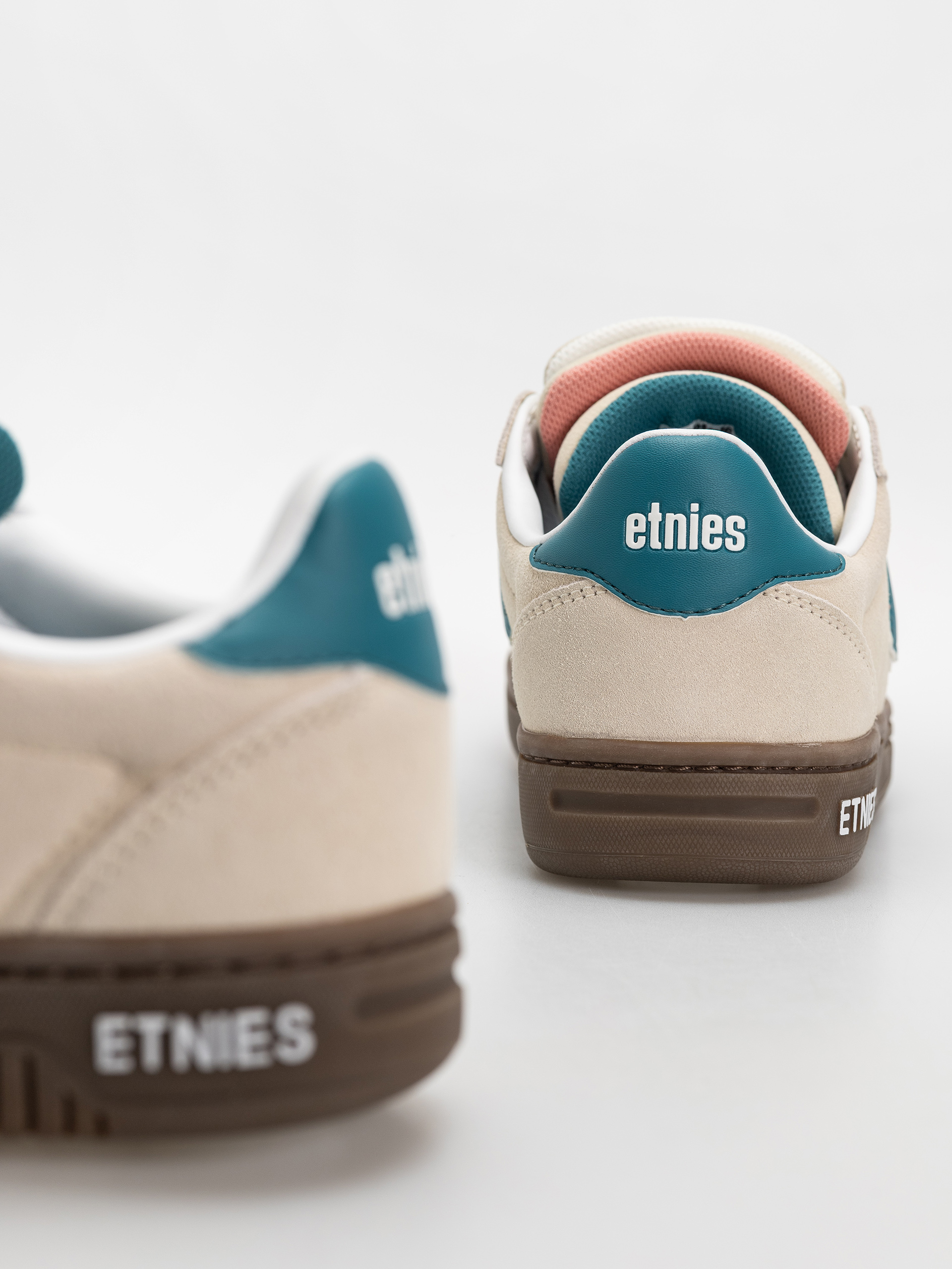 Etnies Locut Triple Tongue Cipők (tan)