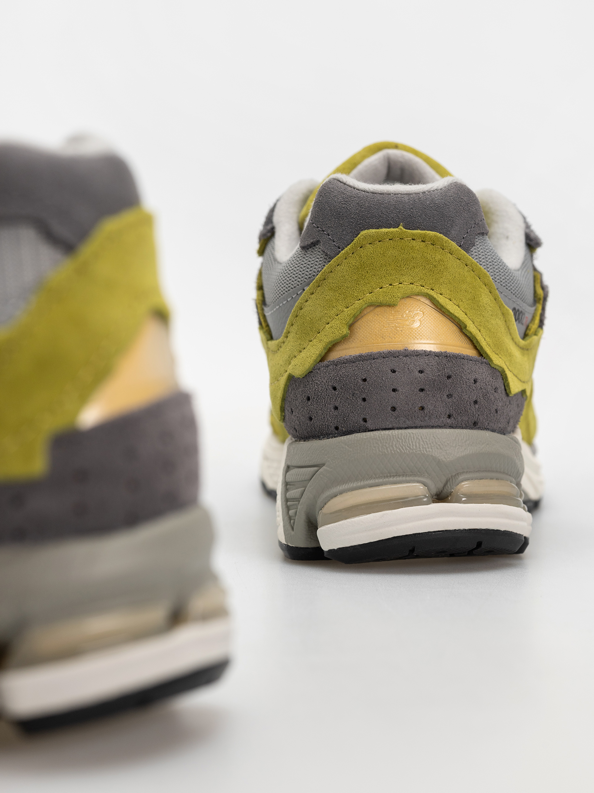 New Balance 2002 Cipők (sea moss/raincloud)