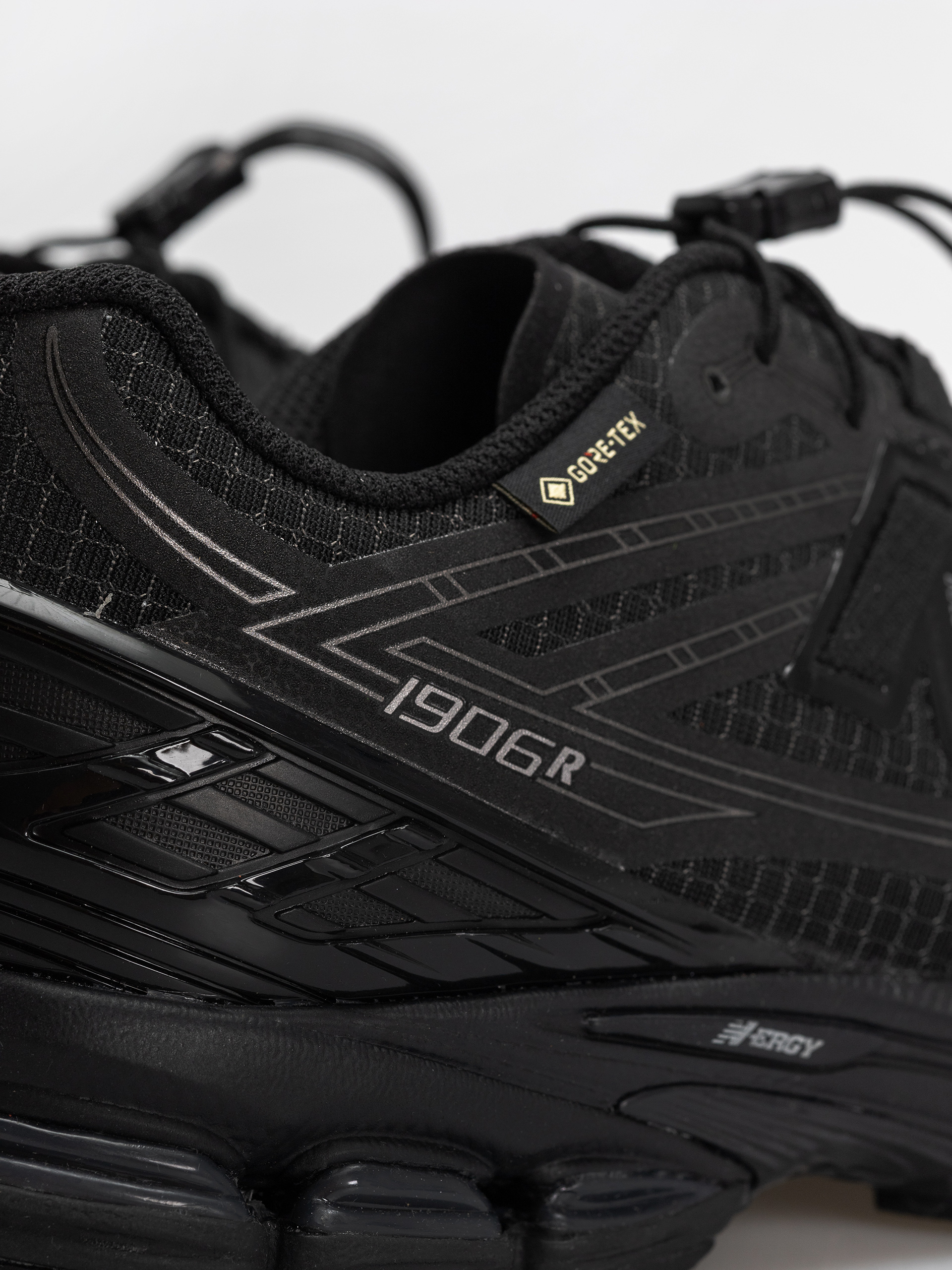 New Balance 1906 Cipők (black/alkaline green)