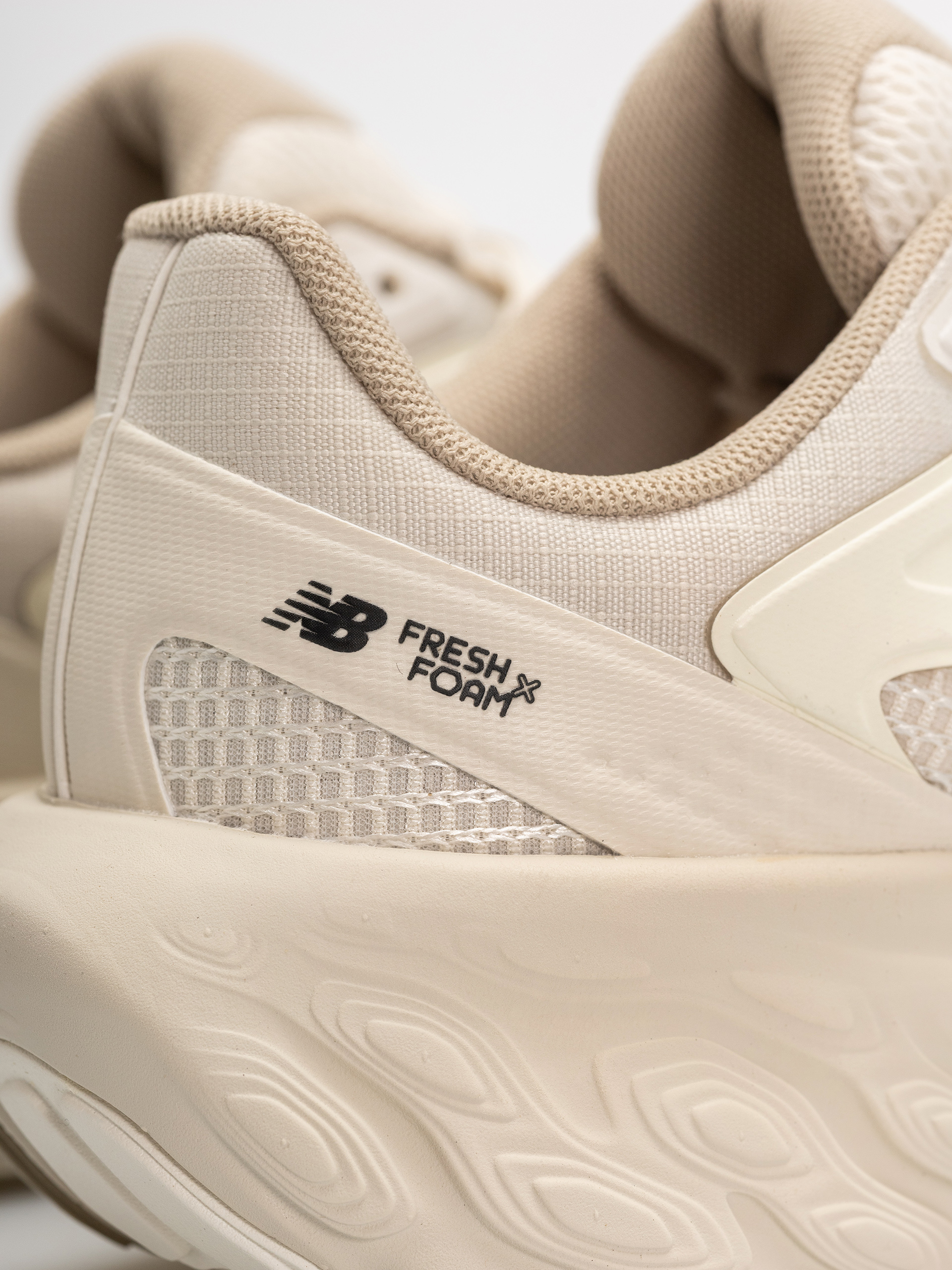 New Balance UTRN Cipők (linen/sea salt)