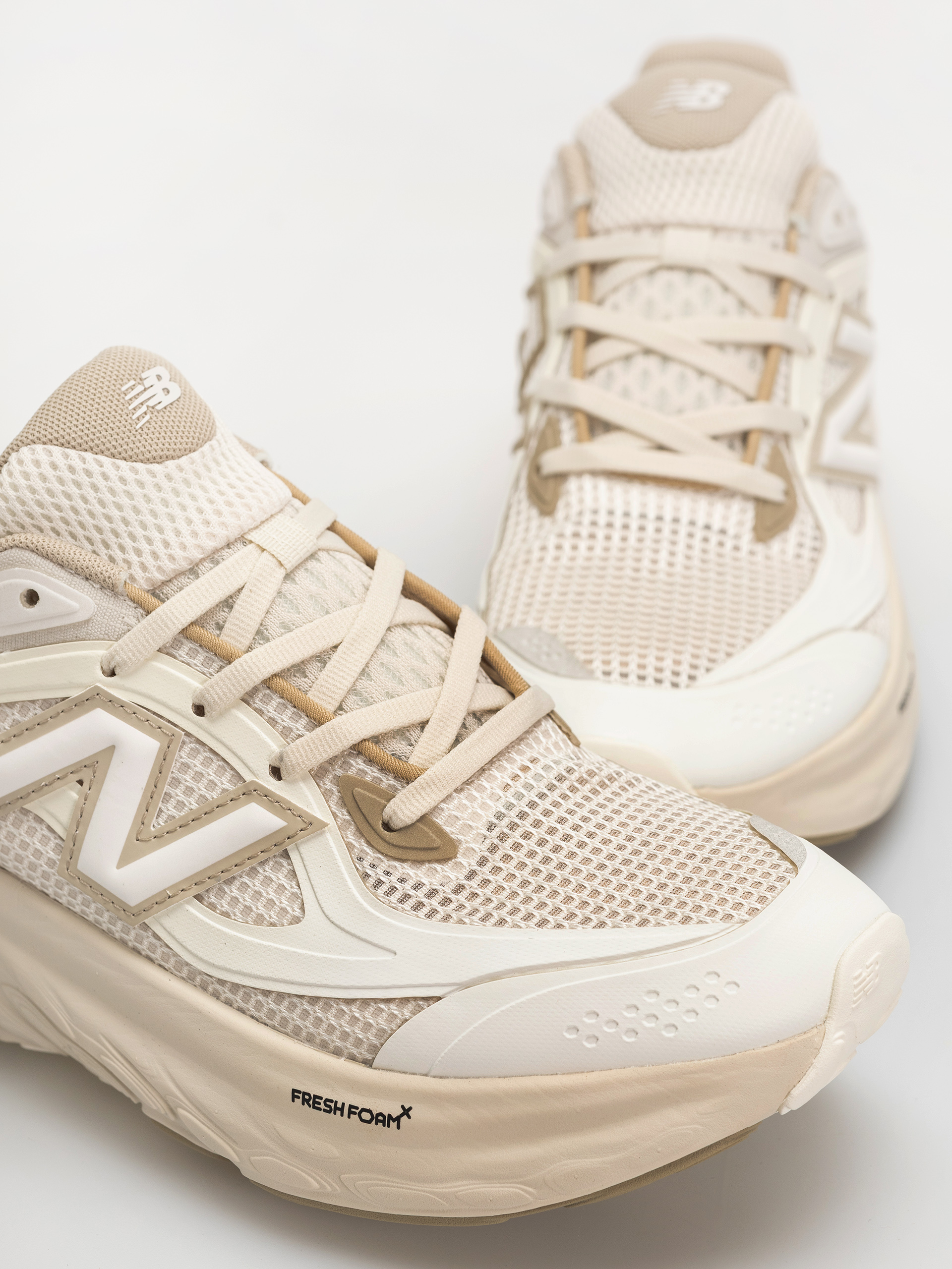 New Balance UTRN Cipők (linen/sea salt)