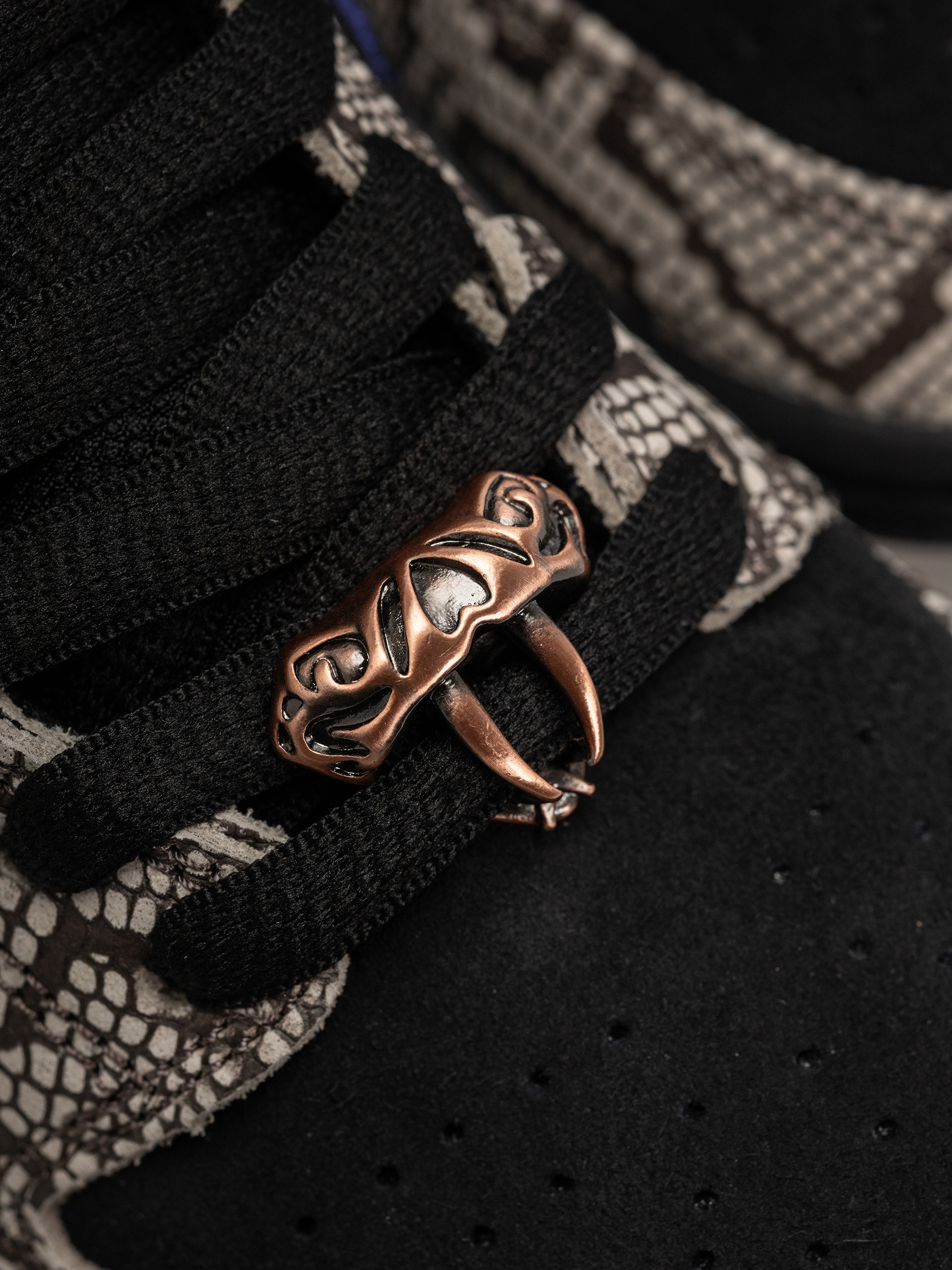 Nike SB Dunk Low Pro Cipők (string/black bright spruce fierce purple)