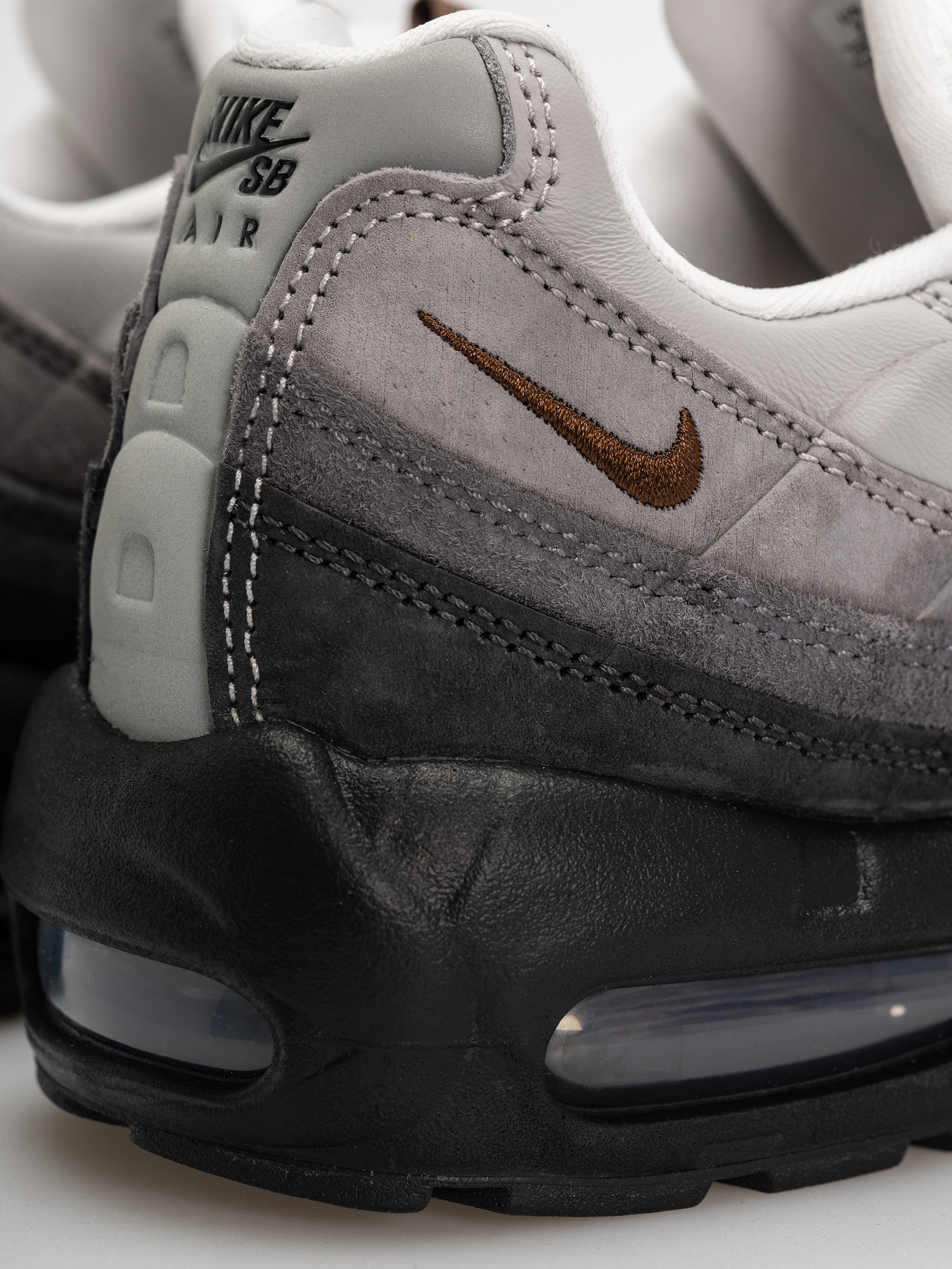 Nike SB Air Max 95 Cipők (black/cacao wow anthracite lt graphite)