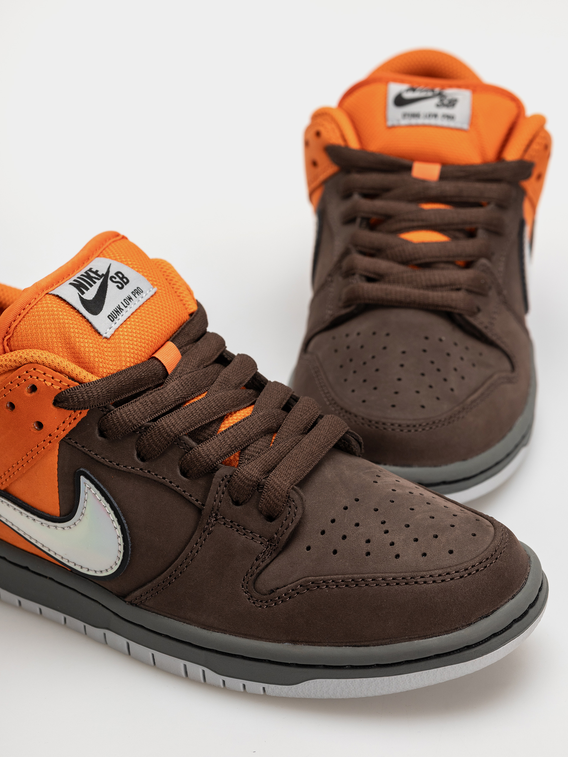 Nike SB Dunk Low Pro Cipők (safety orange/wolf grey baroque brown)