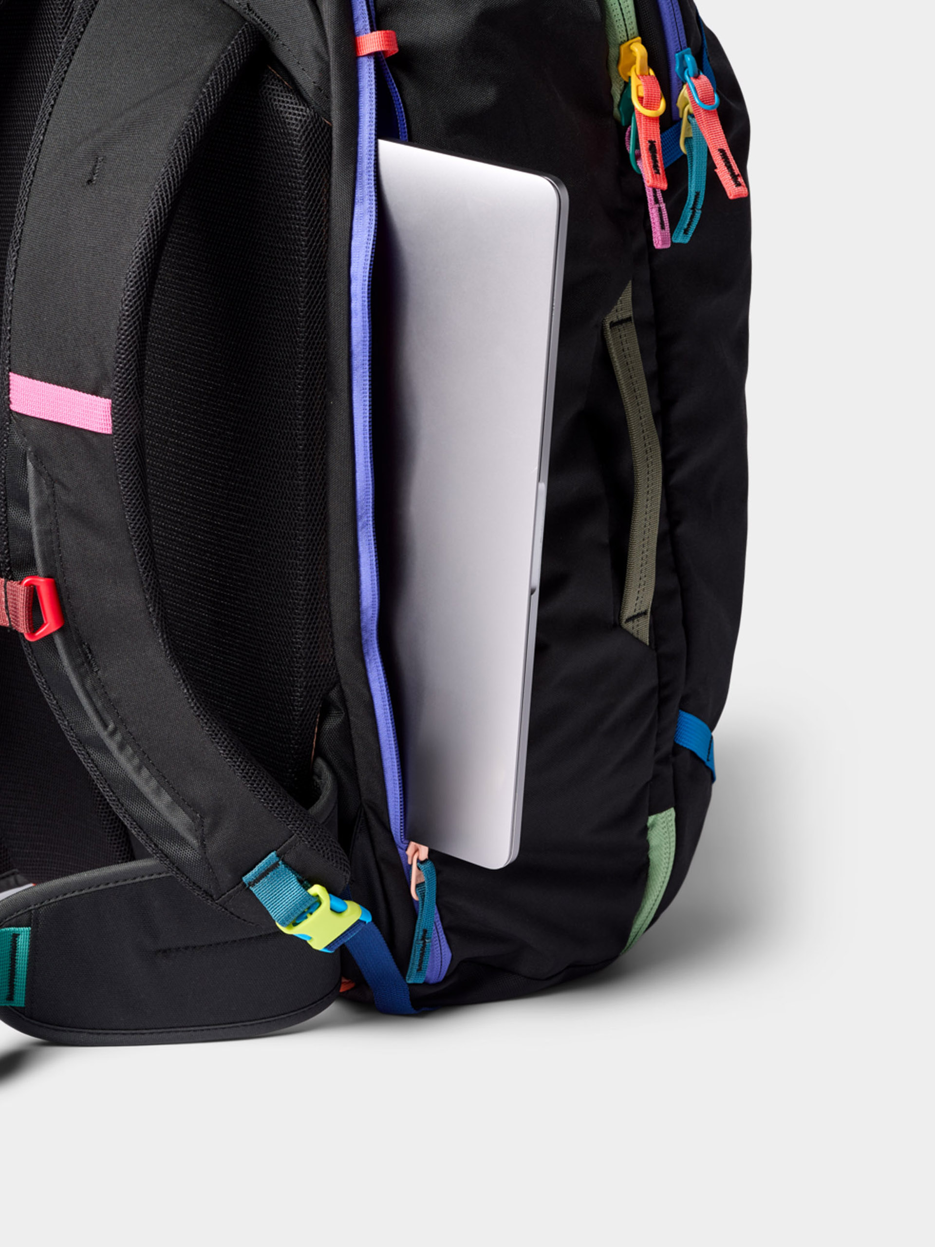 Hátizsák Cotopaxi Allpa 35L Travel Pack (del dia dark)