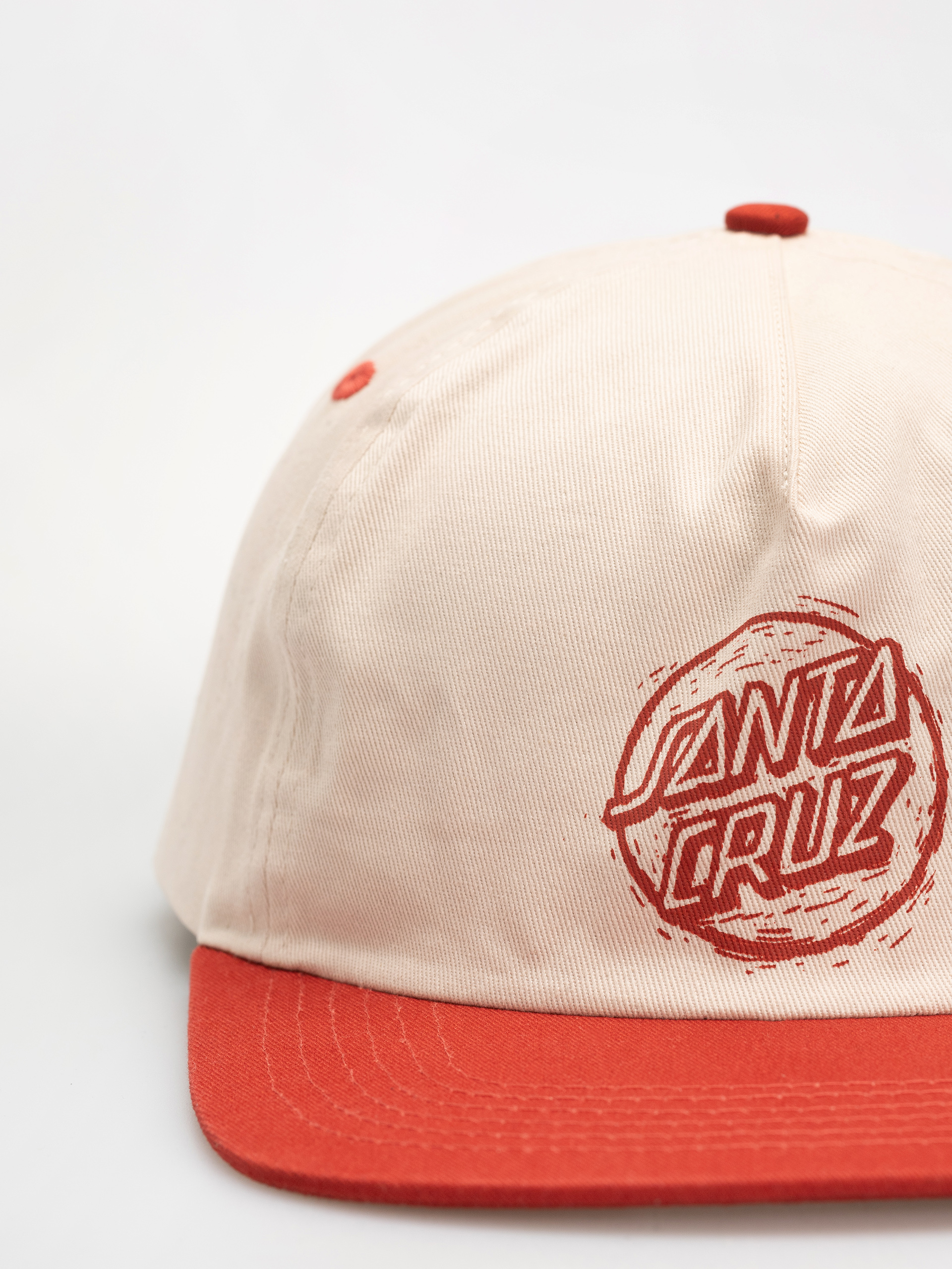 Santa Cruz Stamped Opus Snapback Baseball sapka (off white/ketchup)