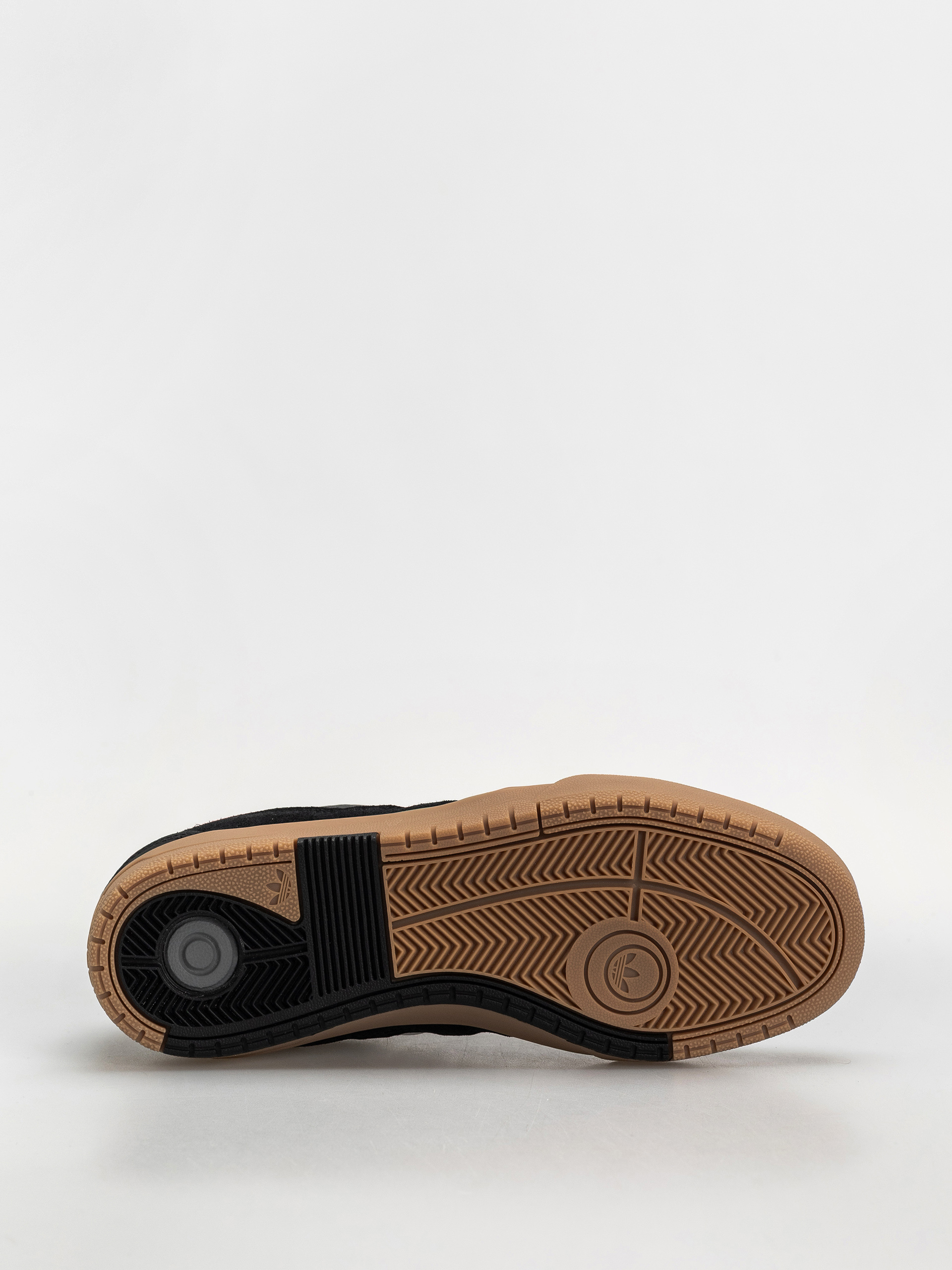 adidas Tyshawn II Cipők (cblack/ftwwht/gum4)