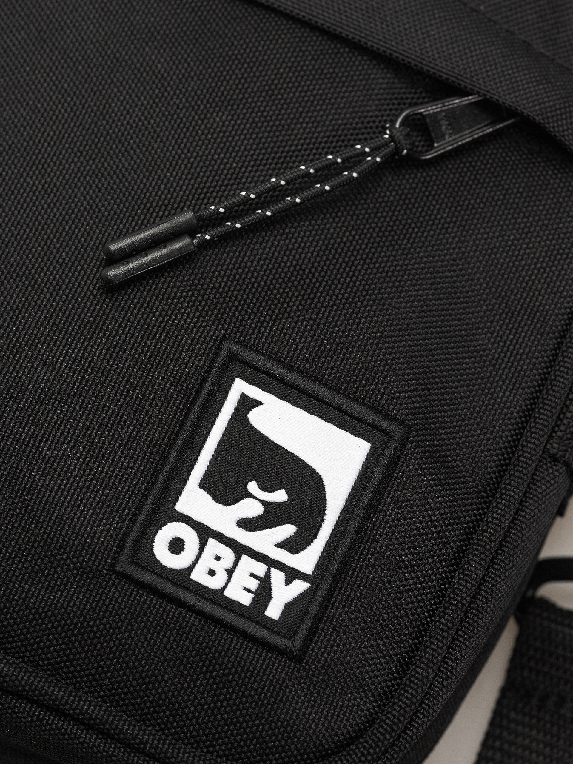 OBEY Half Eye Crossbody Táska (black)