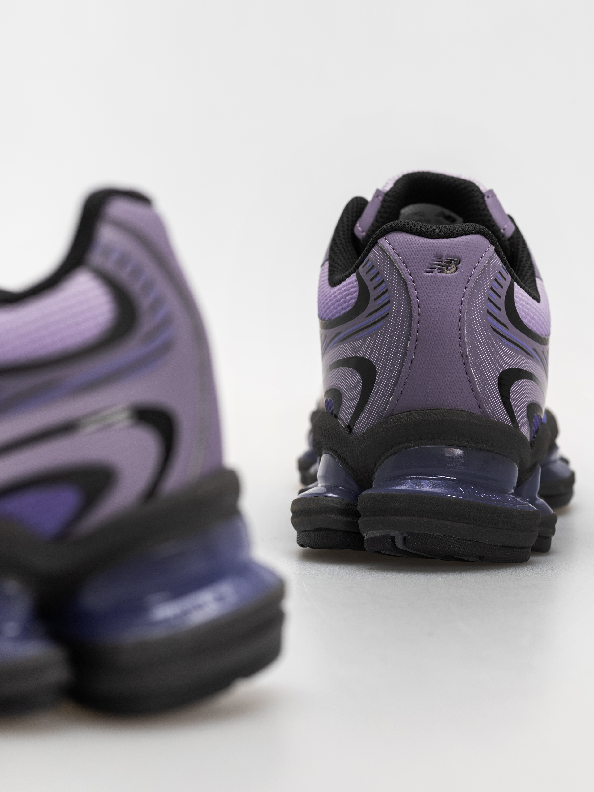 New Balance 2000 Cipők (taro/electric indigo/neptune grey)