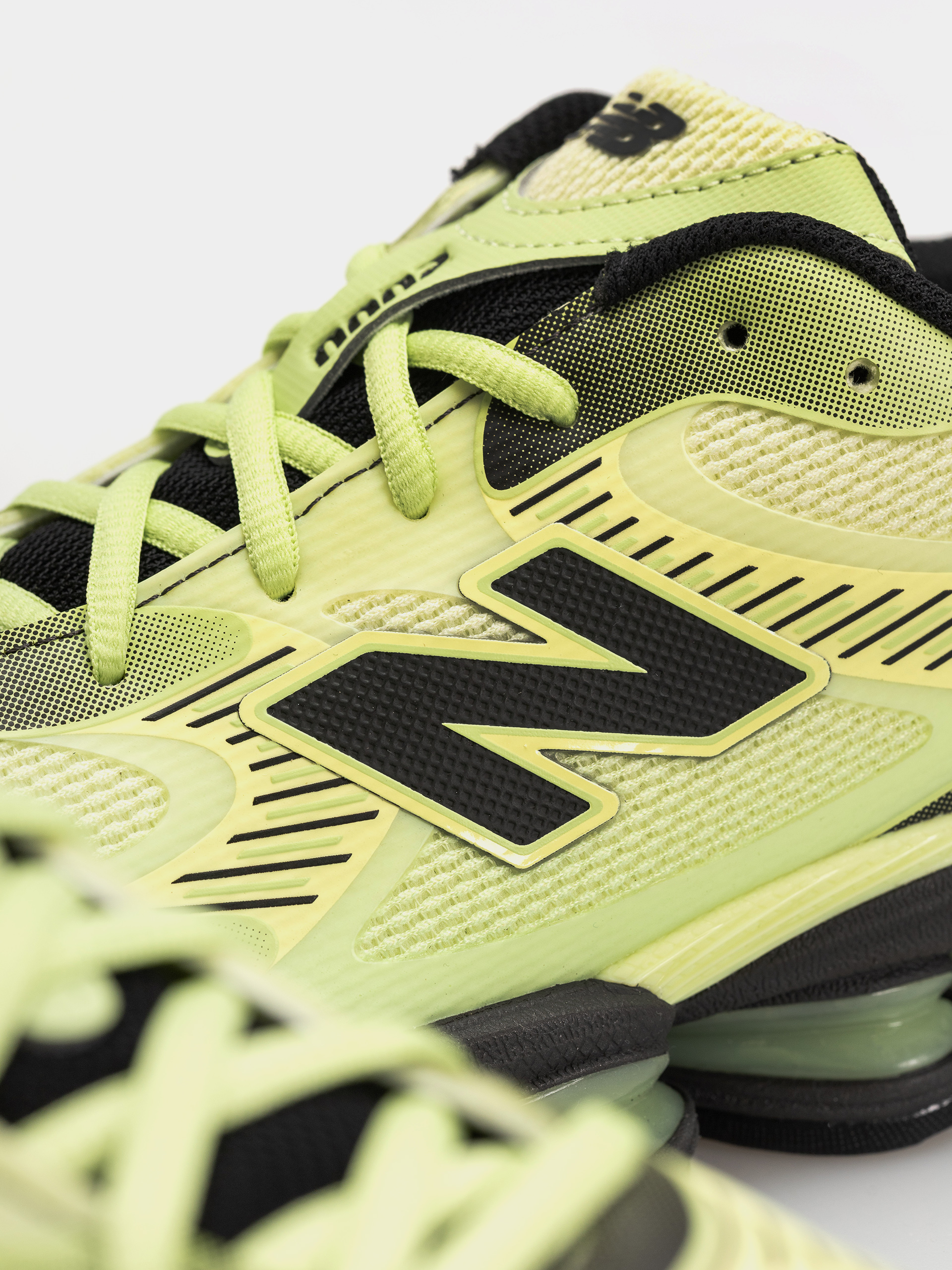 New Balance 2000 Cipők (limelight/dry lime/faded black)