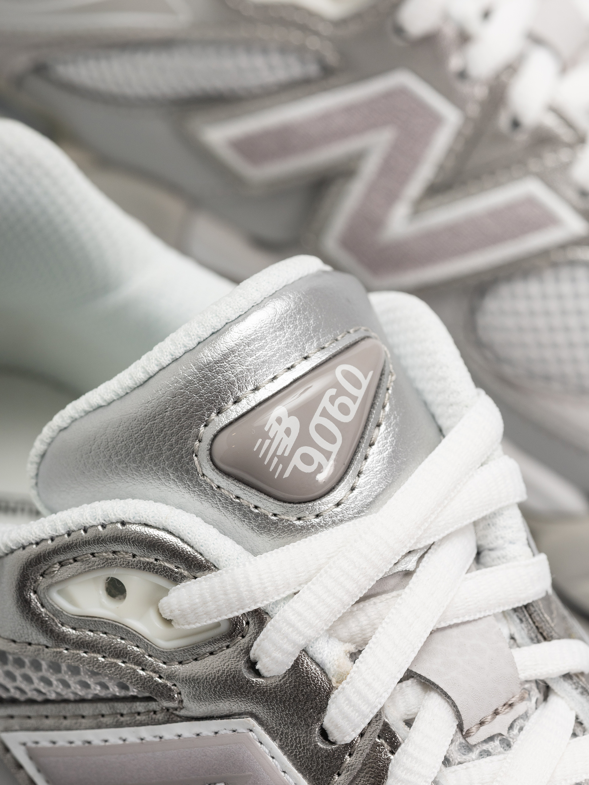 New Balance 9060 Cipők (raincloud/truffle salt)