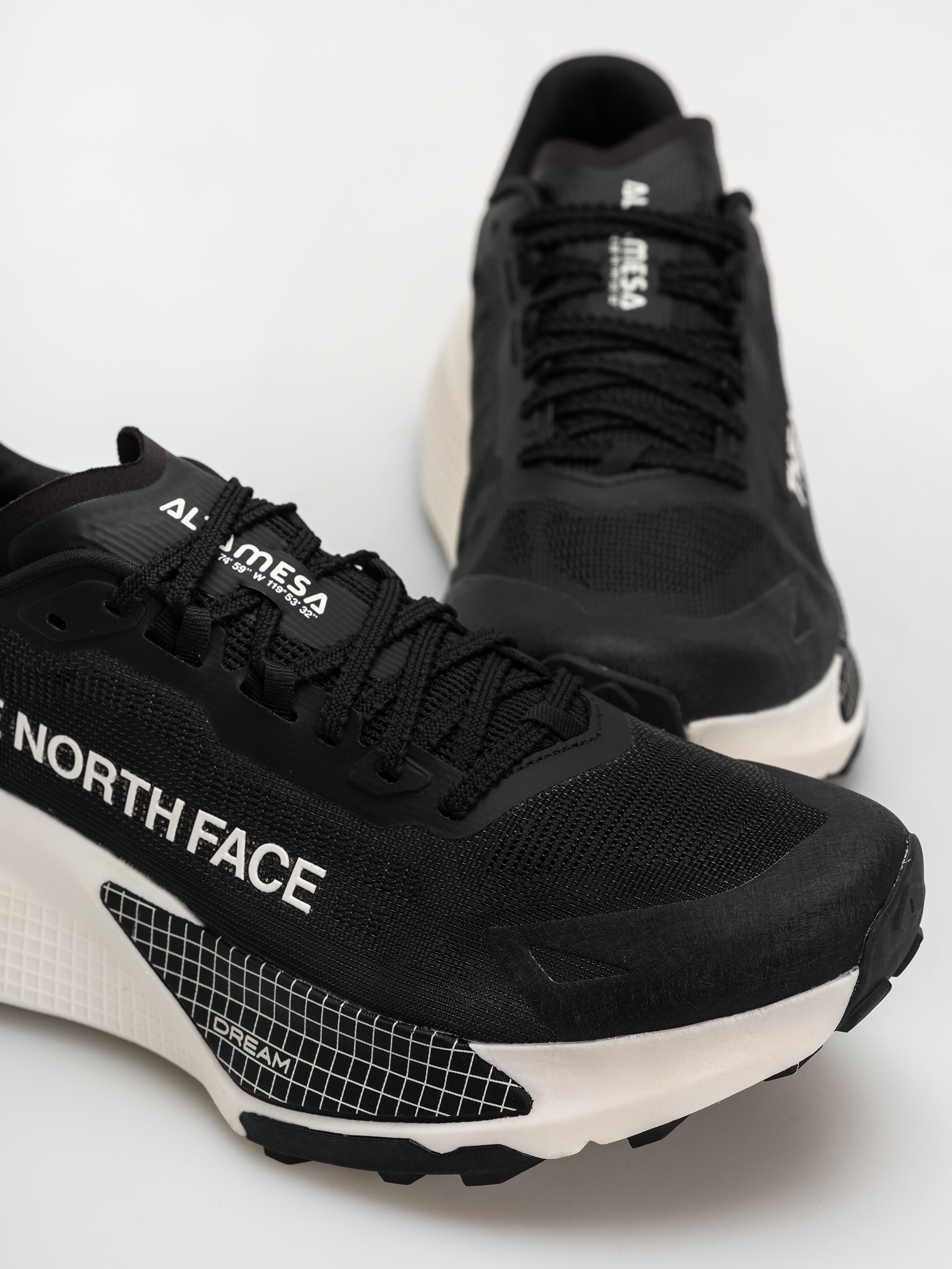 The North Face Altamesa 500 V2 Cipők (tnf black/white)