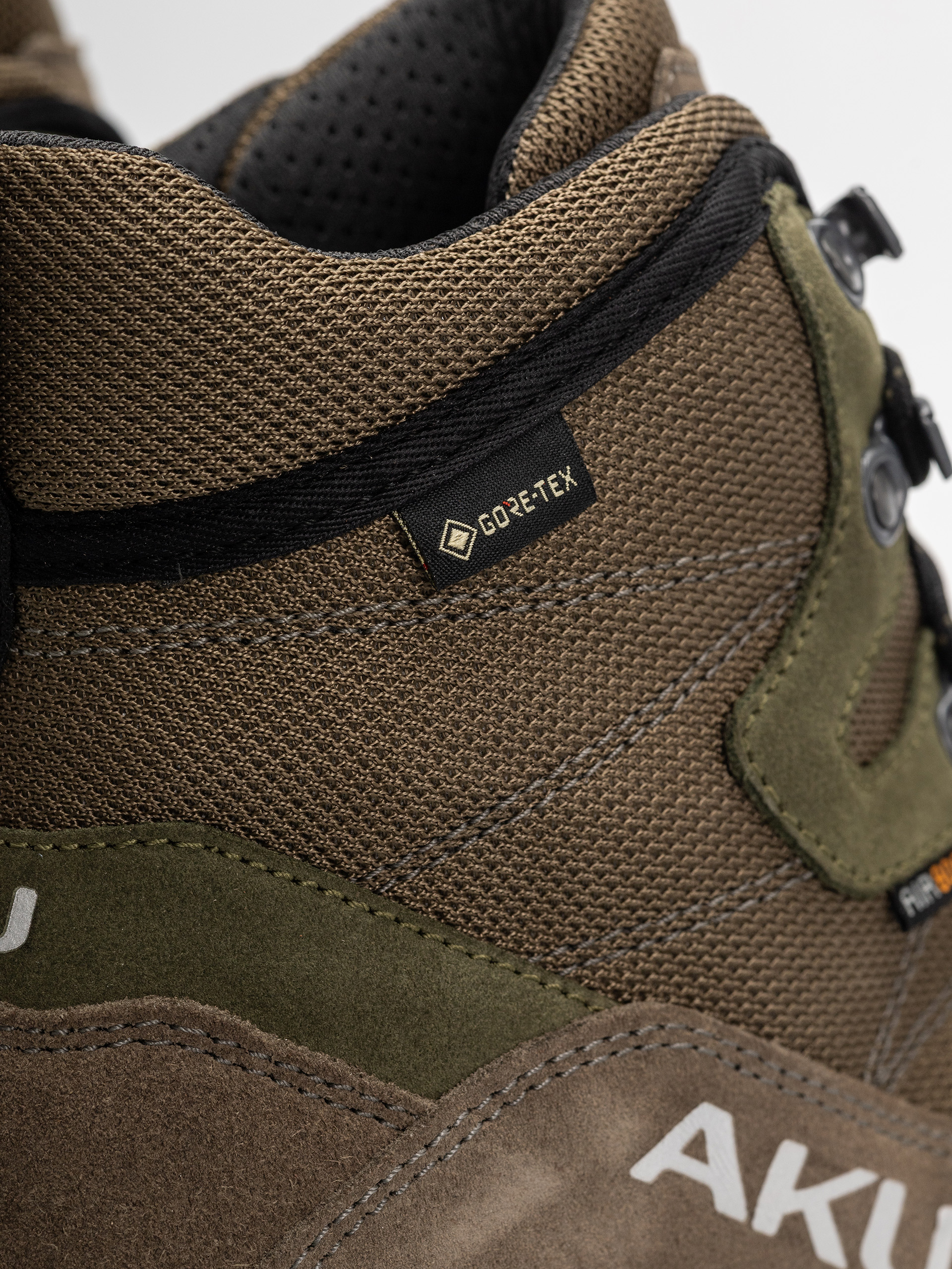 AKU Trekker Lite III GTX Cipők (brown/green)