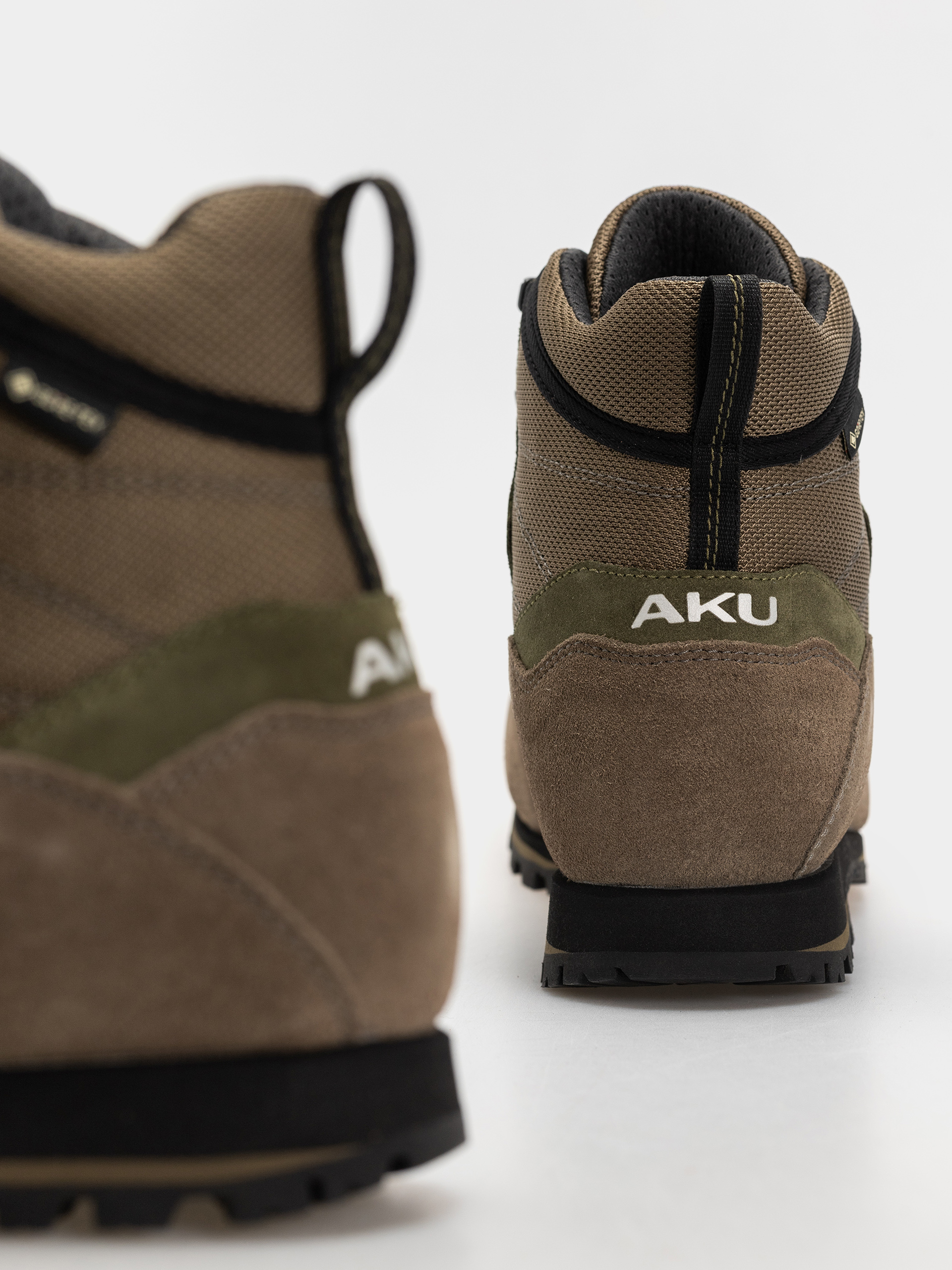 AKU Trekker Lite III GTX Cipők (brown/green)