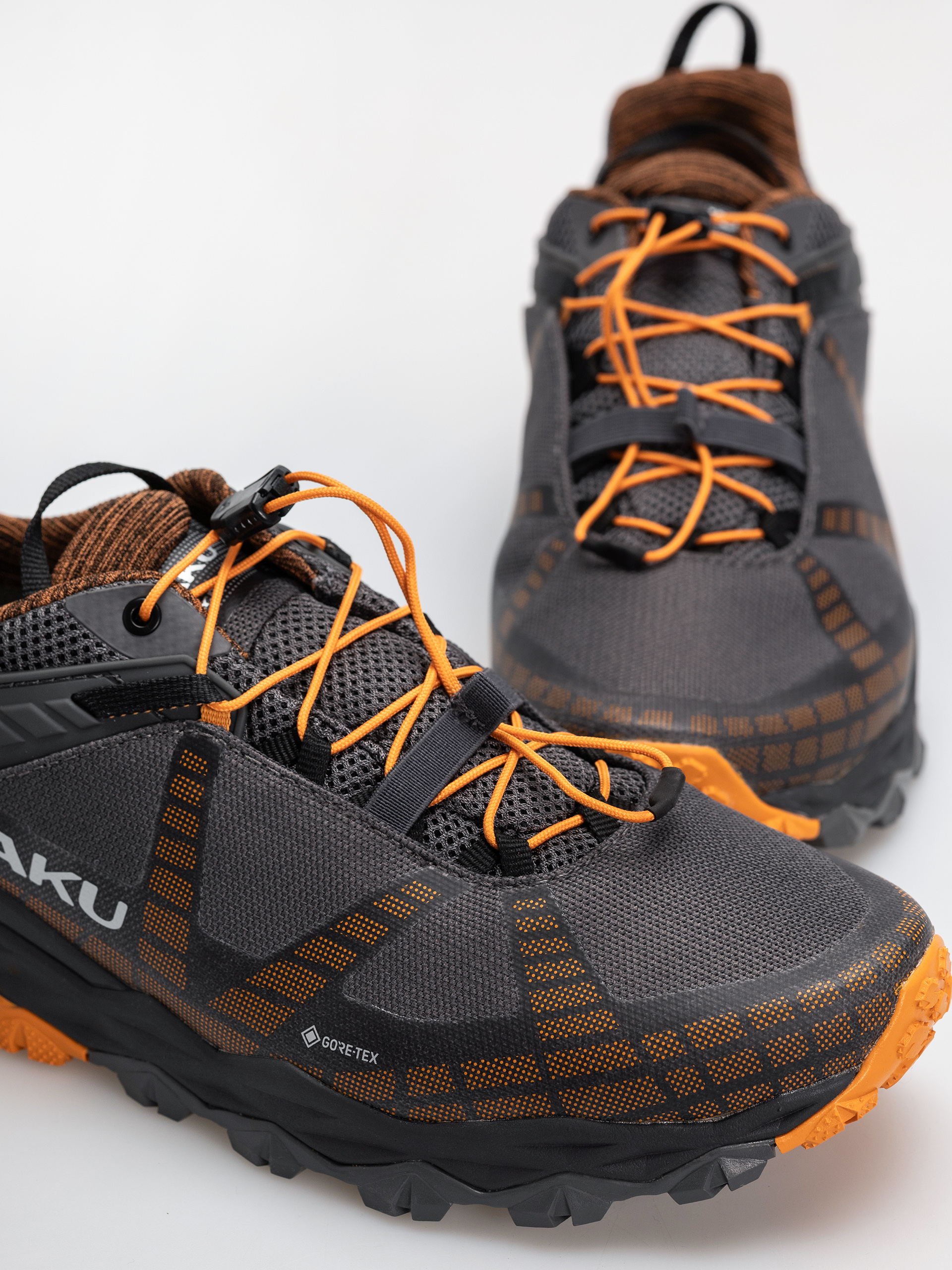 AKU Flyrock GTX Cipők (black/orange)