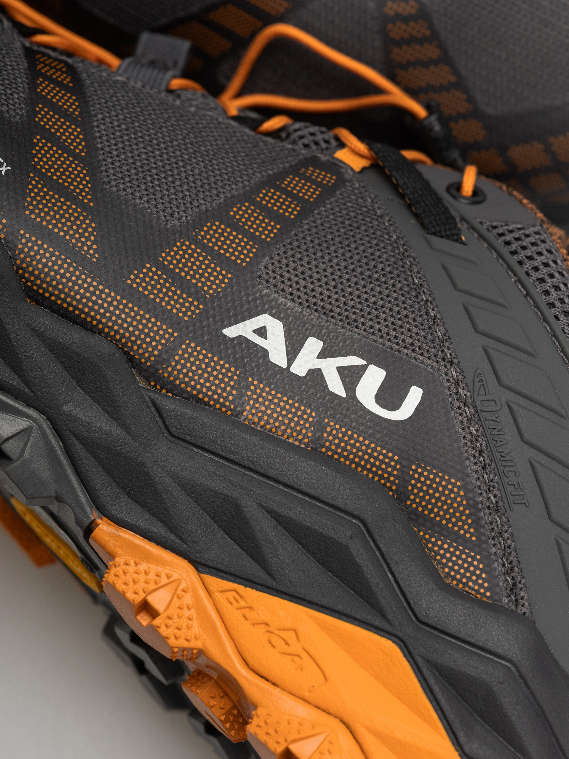 AKU Flyrock GTX Cipők (black/orange)