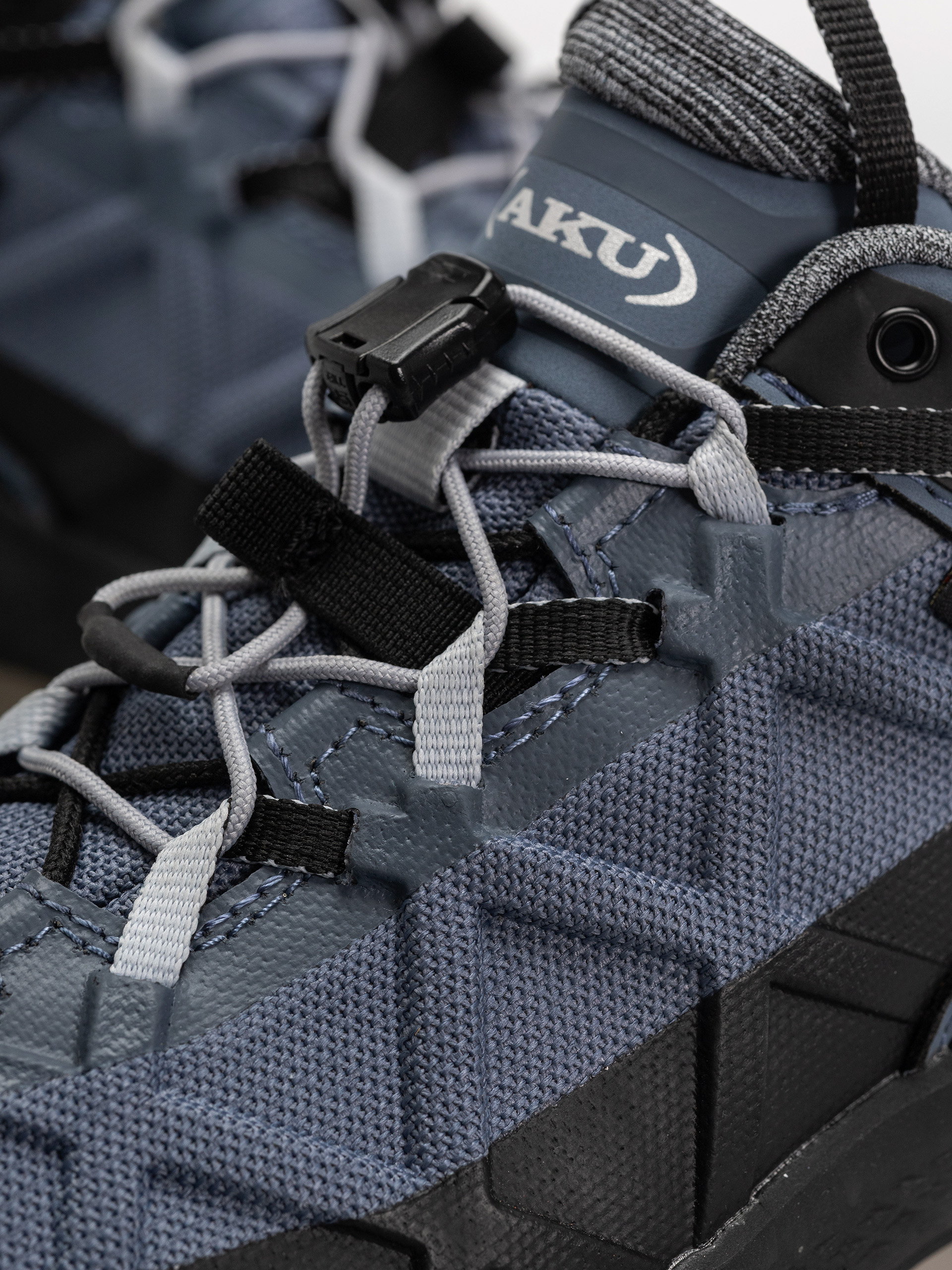 AKU Rocket DFS GTX Wmn Cipők (avio/light grey)